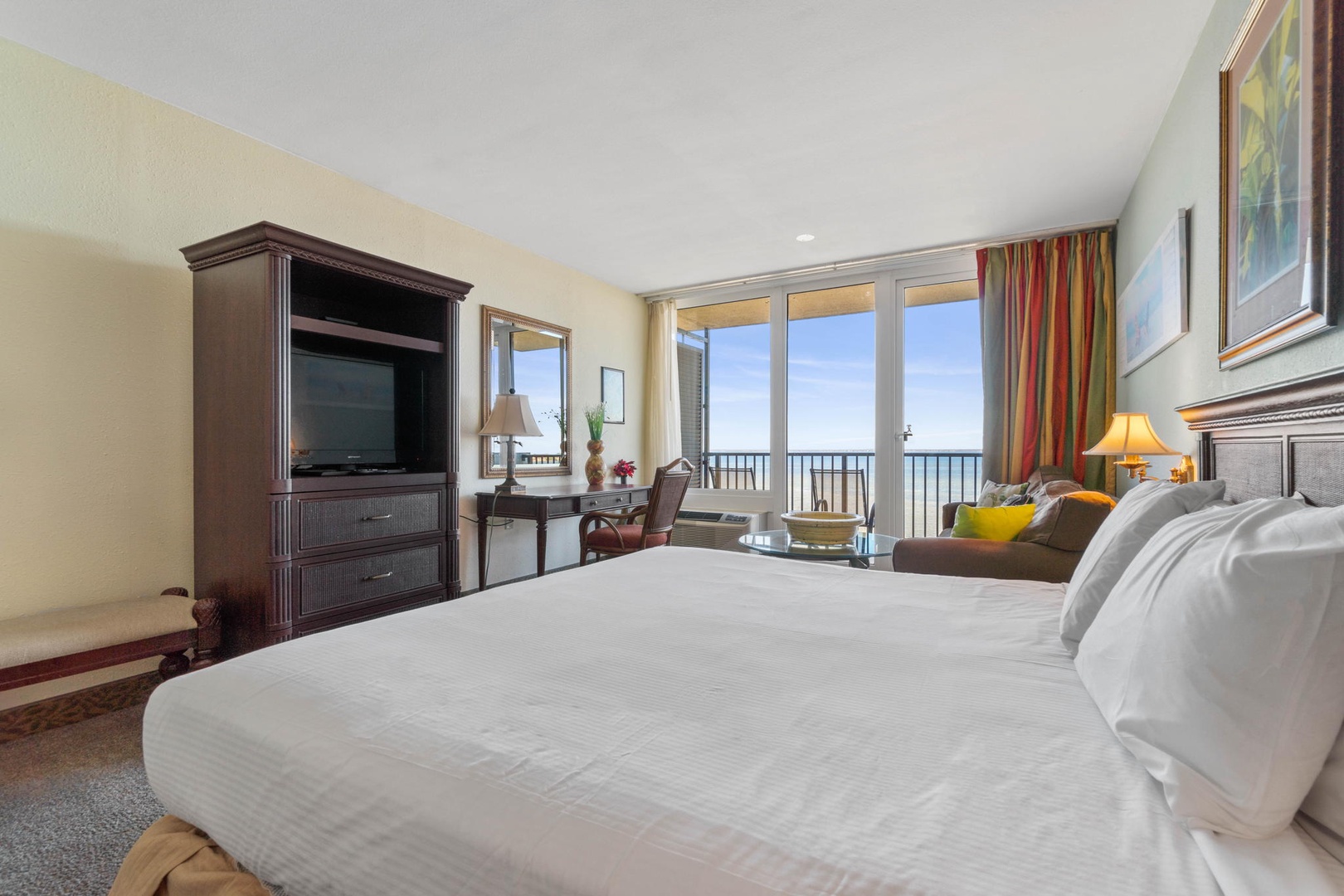 King size bed