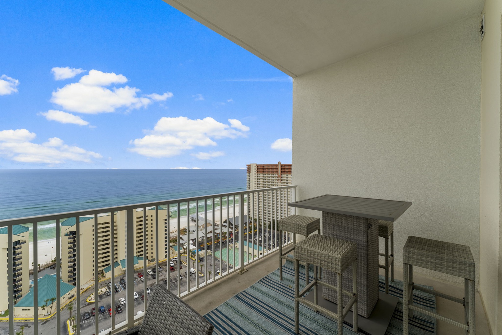 Balcony view & furniture