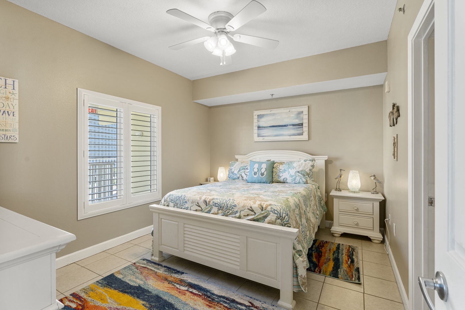 Queen bed guest room