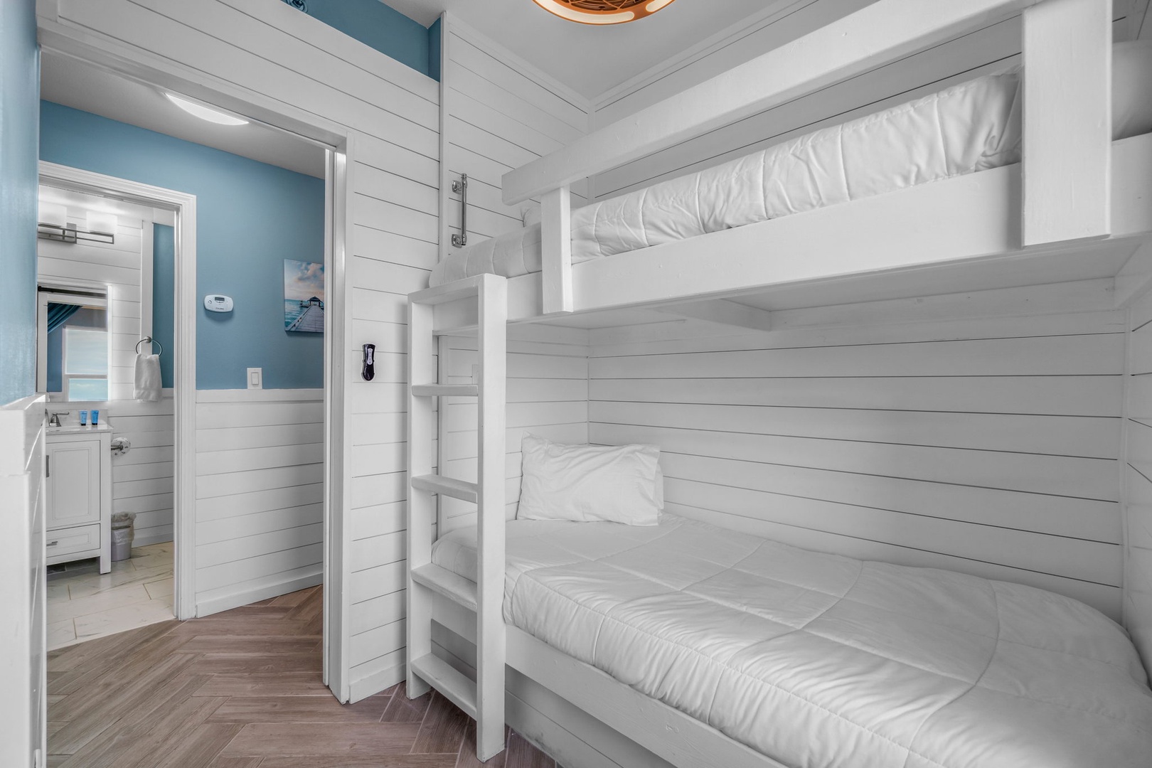 Bunk twin beds
