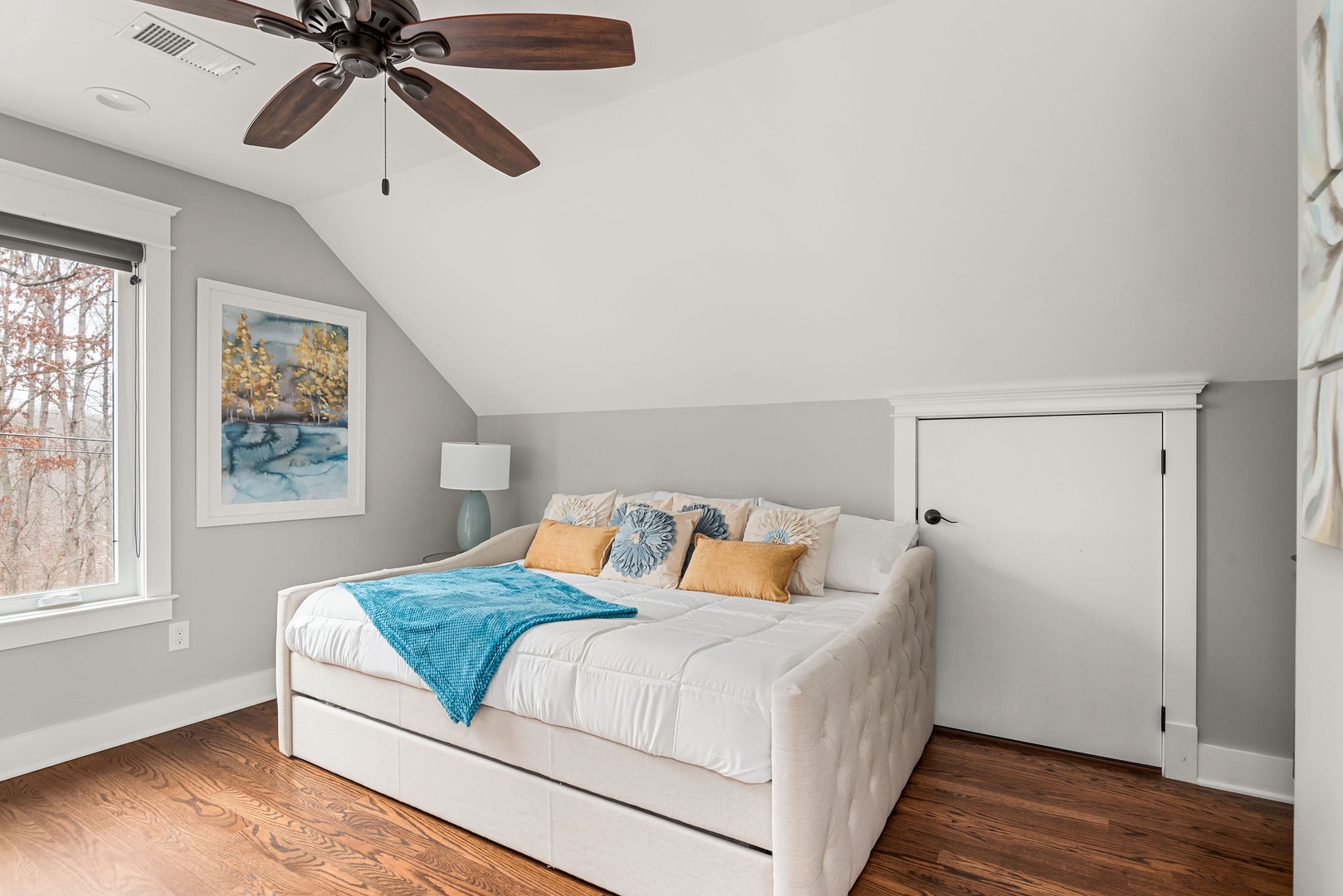 Guest Bedroom with Queen Bed and twin Trundle-This room sleeps 3