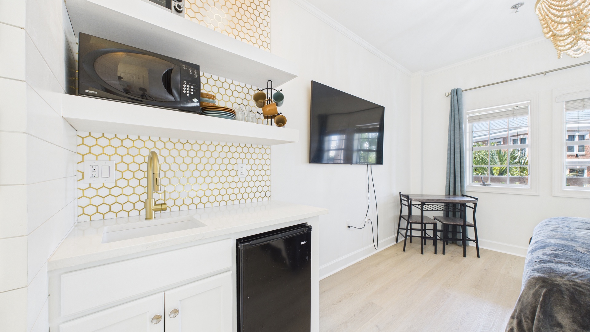 Kitchenette in living area