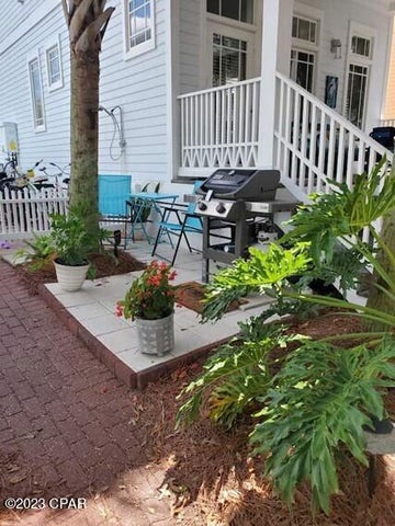 Grill area