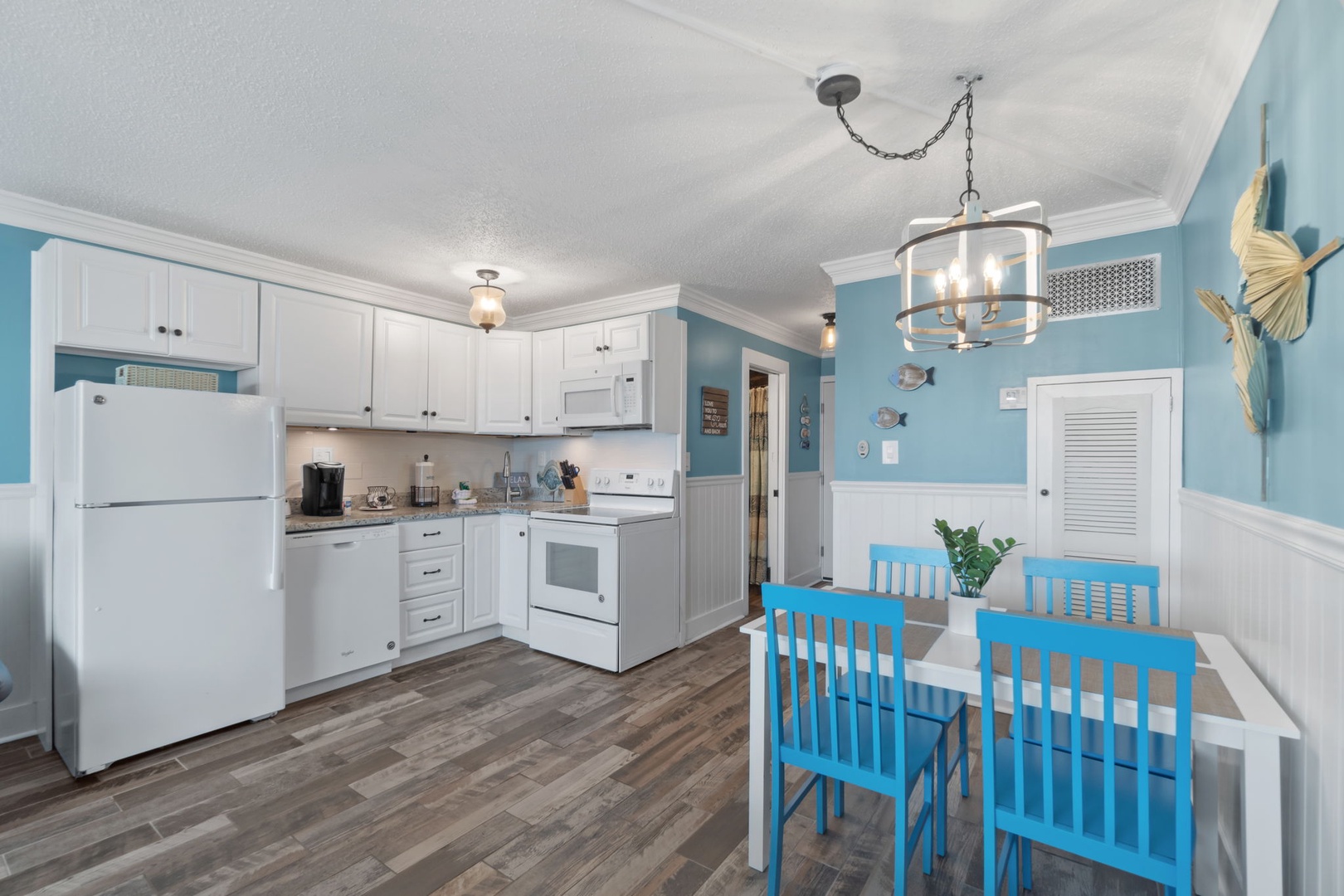 Kitchen and dining area