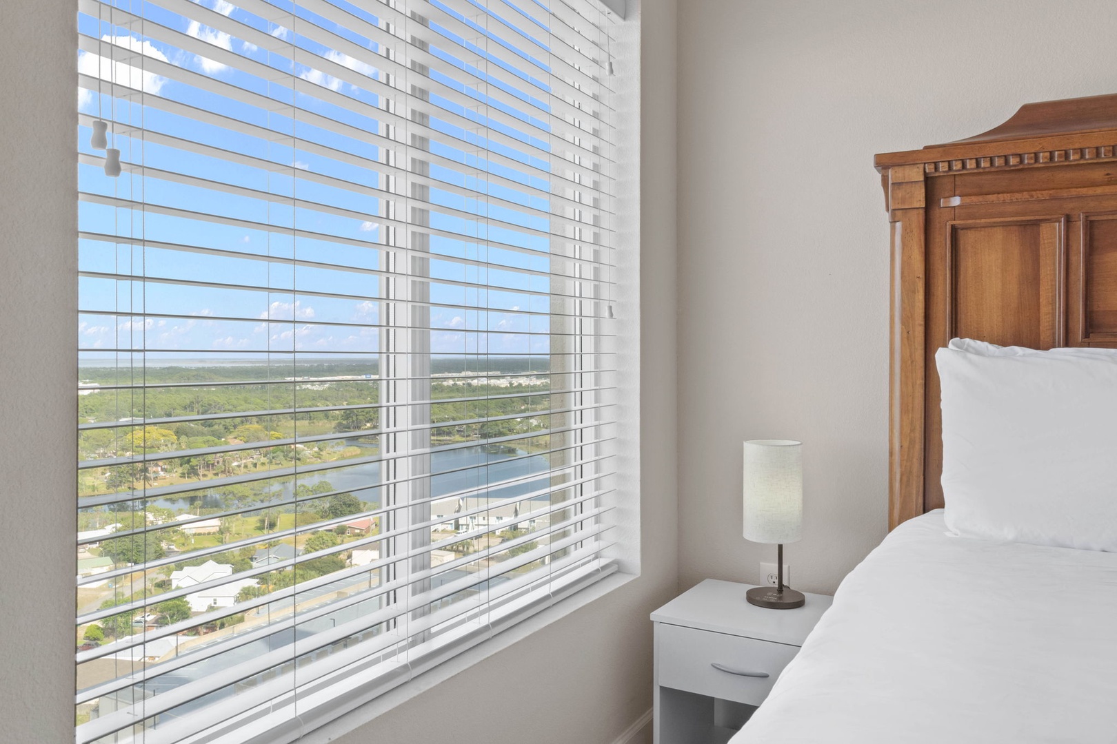 Ensuite Queen bedroom