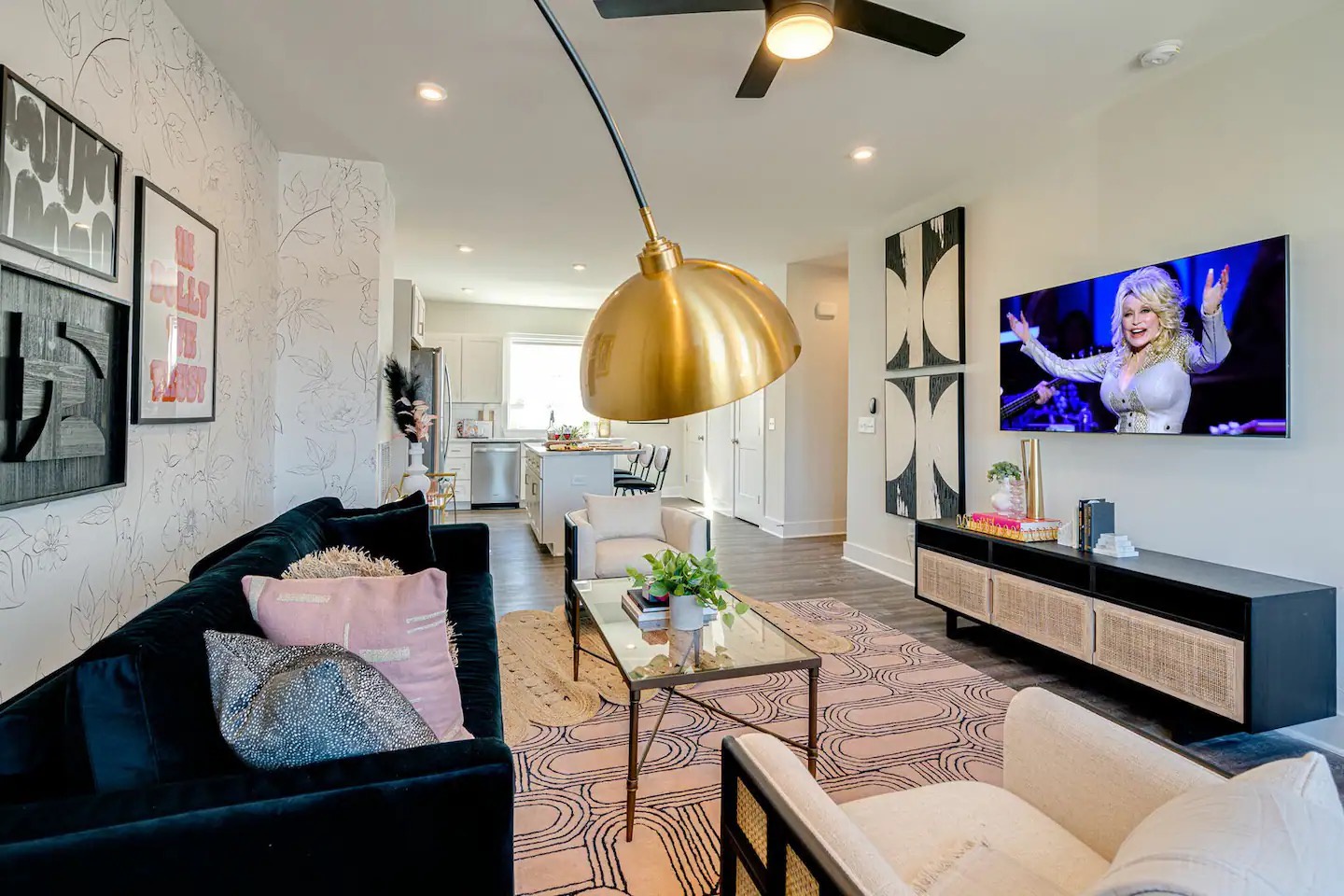 5629 - Bright and open living space complete with designer furnishings and smart TV.