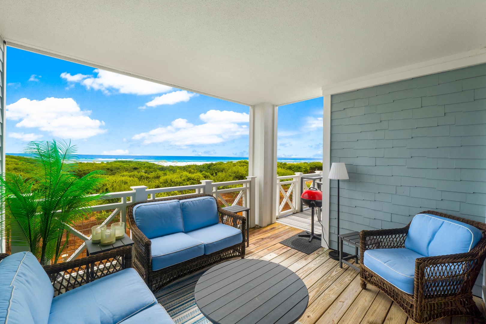Balcony with outdoor furniture