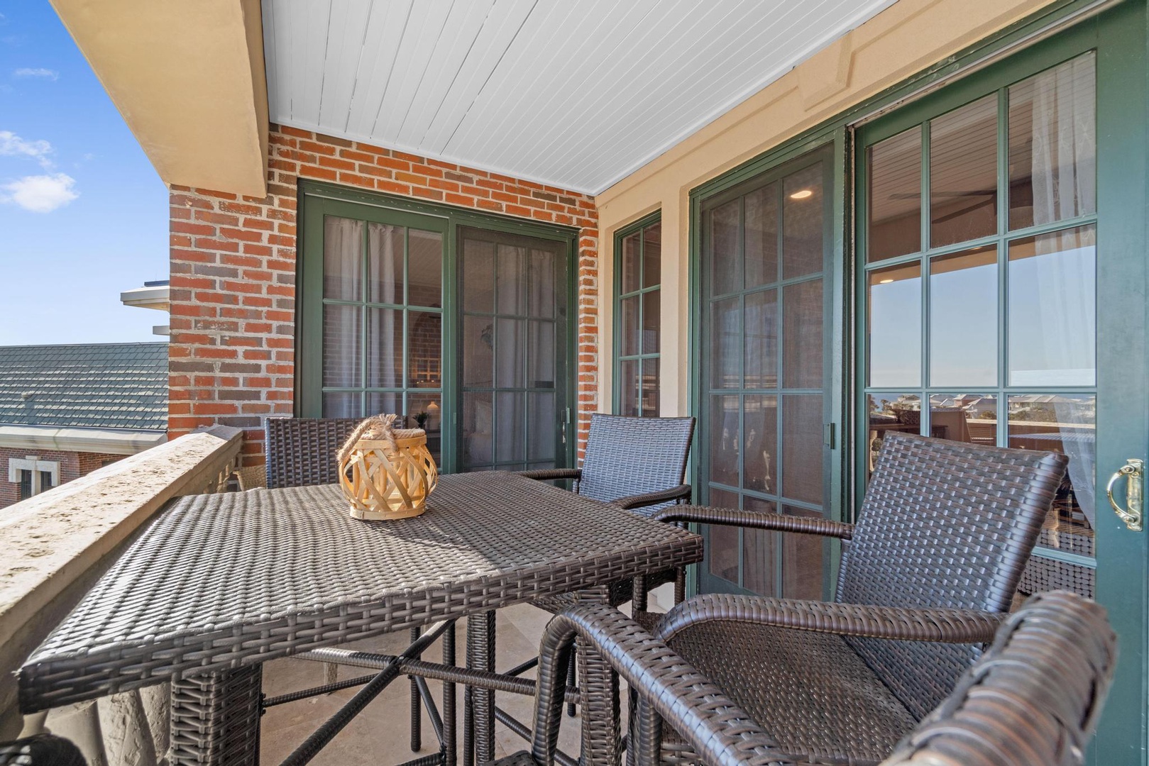 Furnished balcony