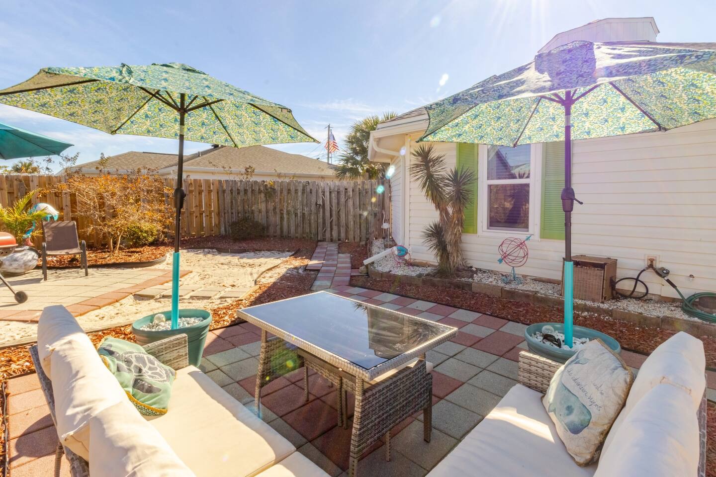 Back patio with ample seating