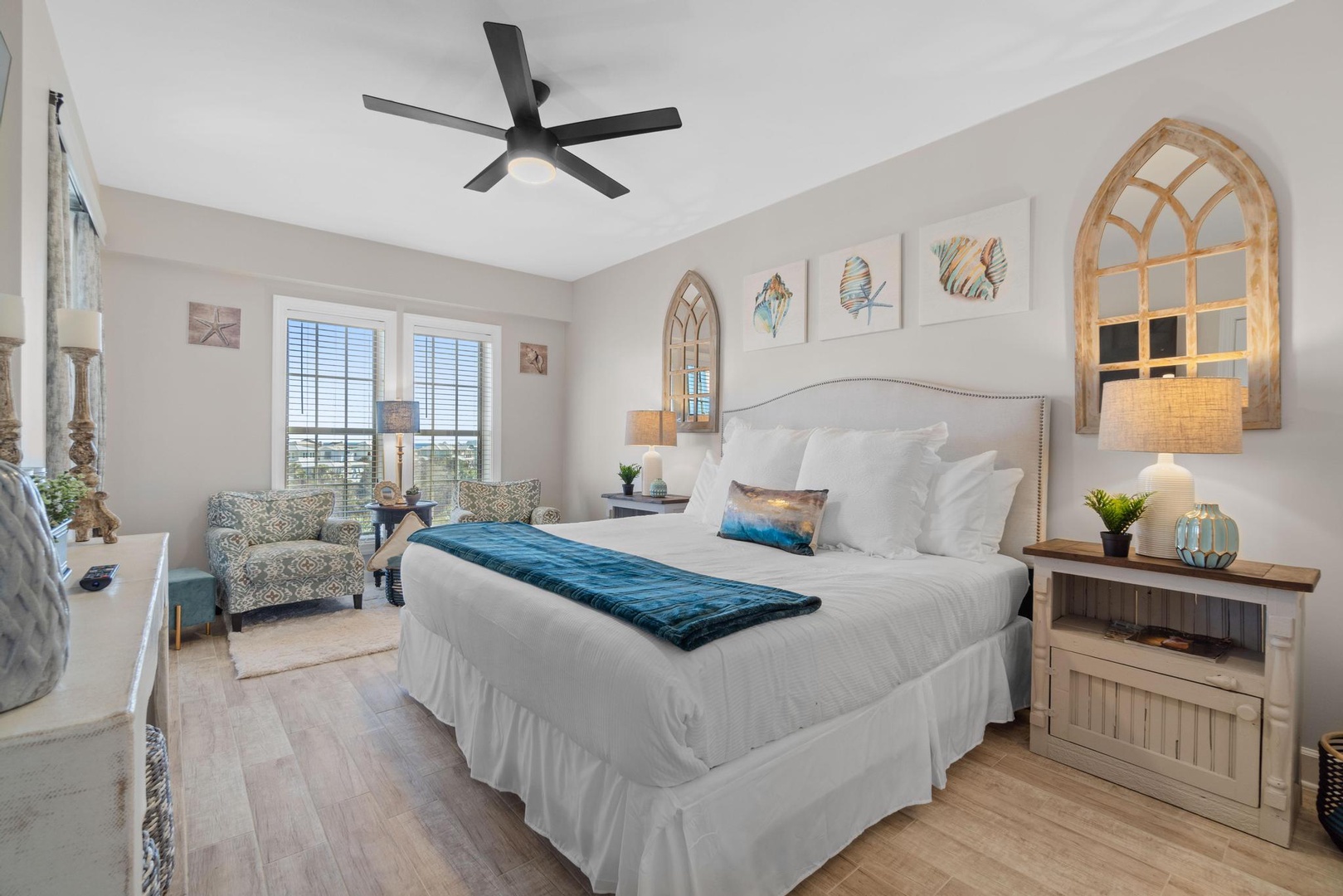 The King Master suite has a king bed and sleeps 2