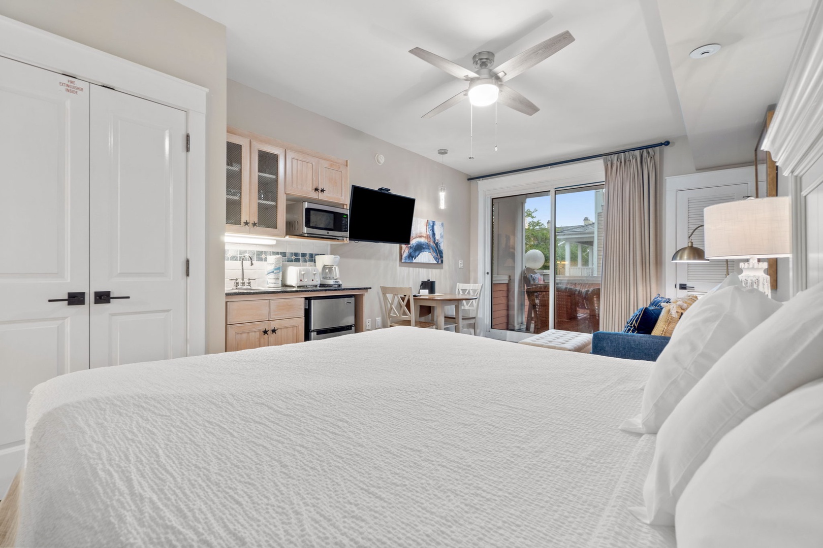 Queen size bed