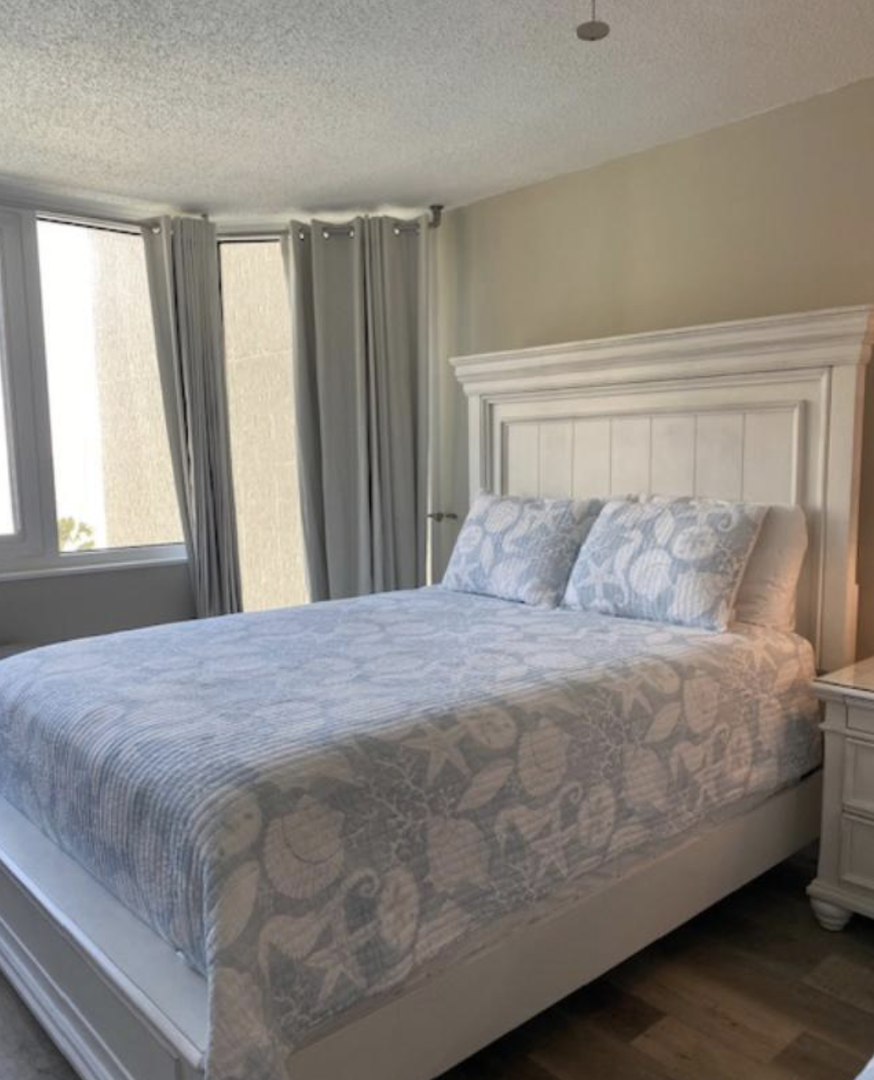 2 Queen beds