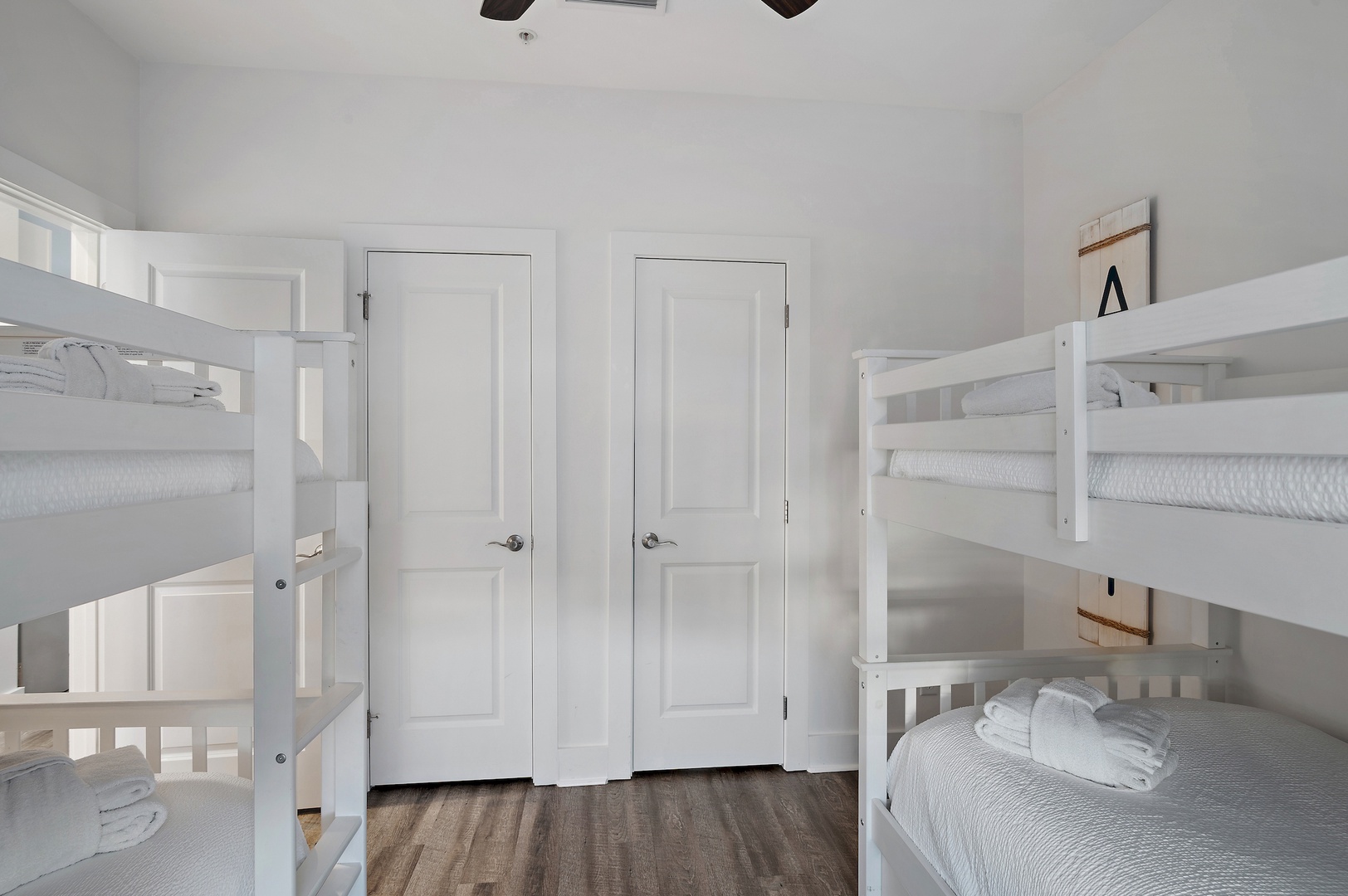 Bunk bedroom