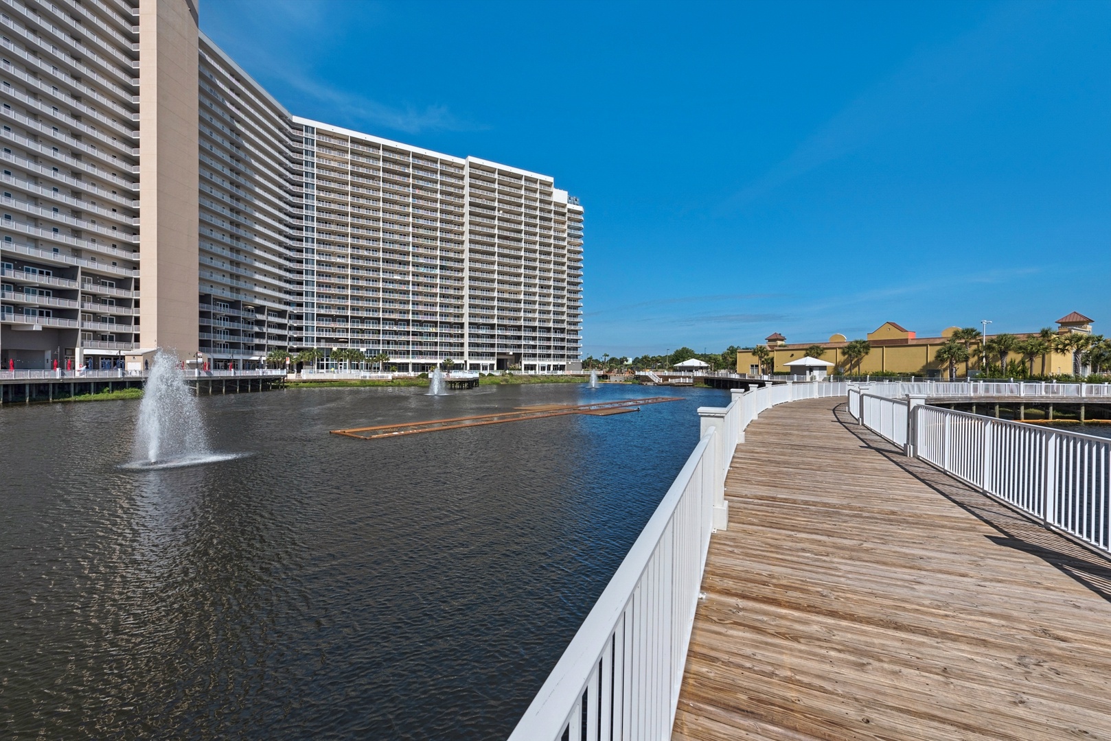 Laketown Wharf