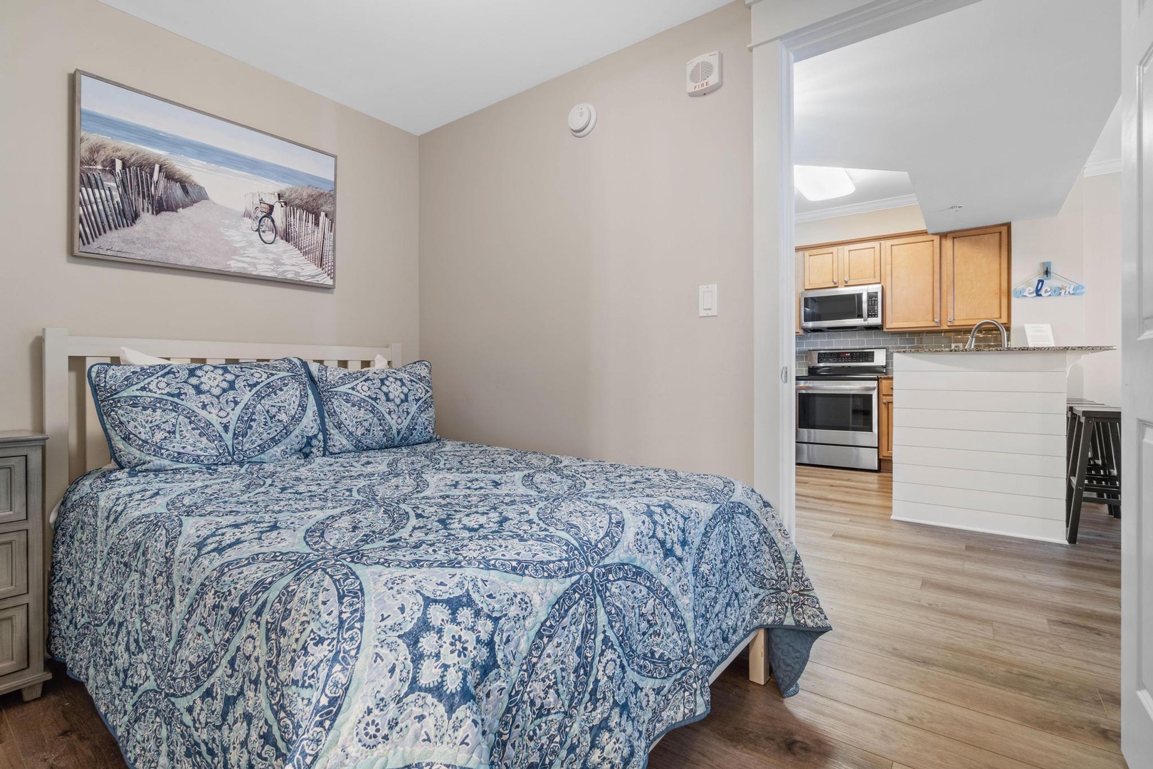 Guest Bedroom with a double bed