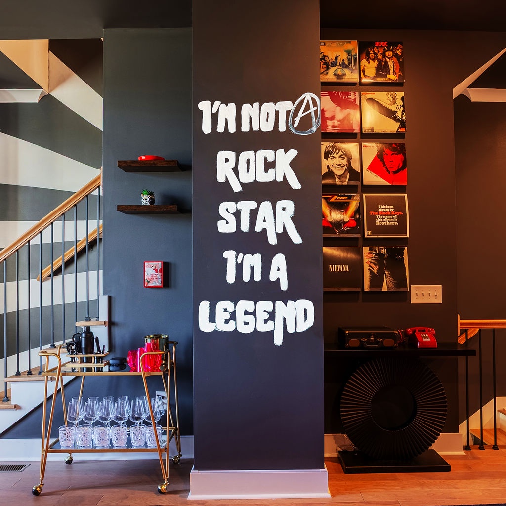 More decor and art