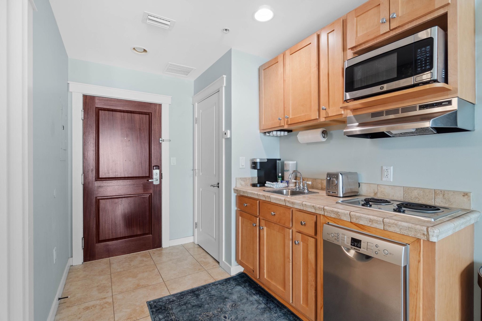 Kitchenette with microwave