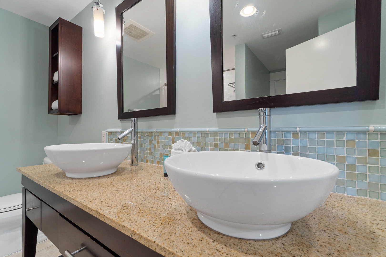 Full bathroom