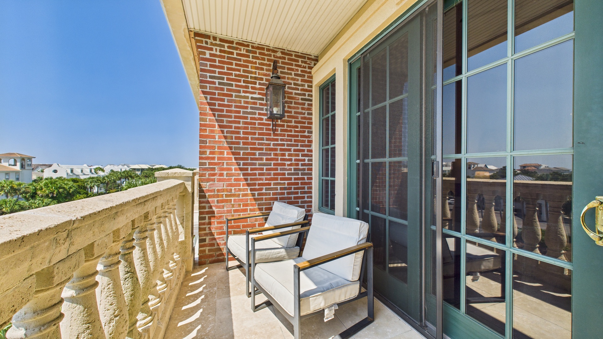 Balcony with seating and scenic views