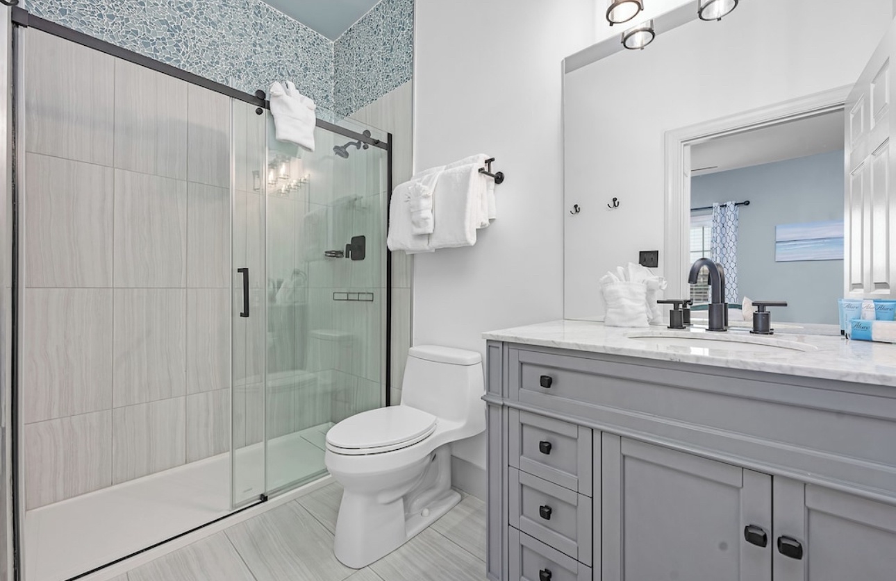 Full bathroom