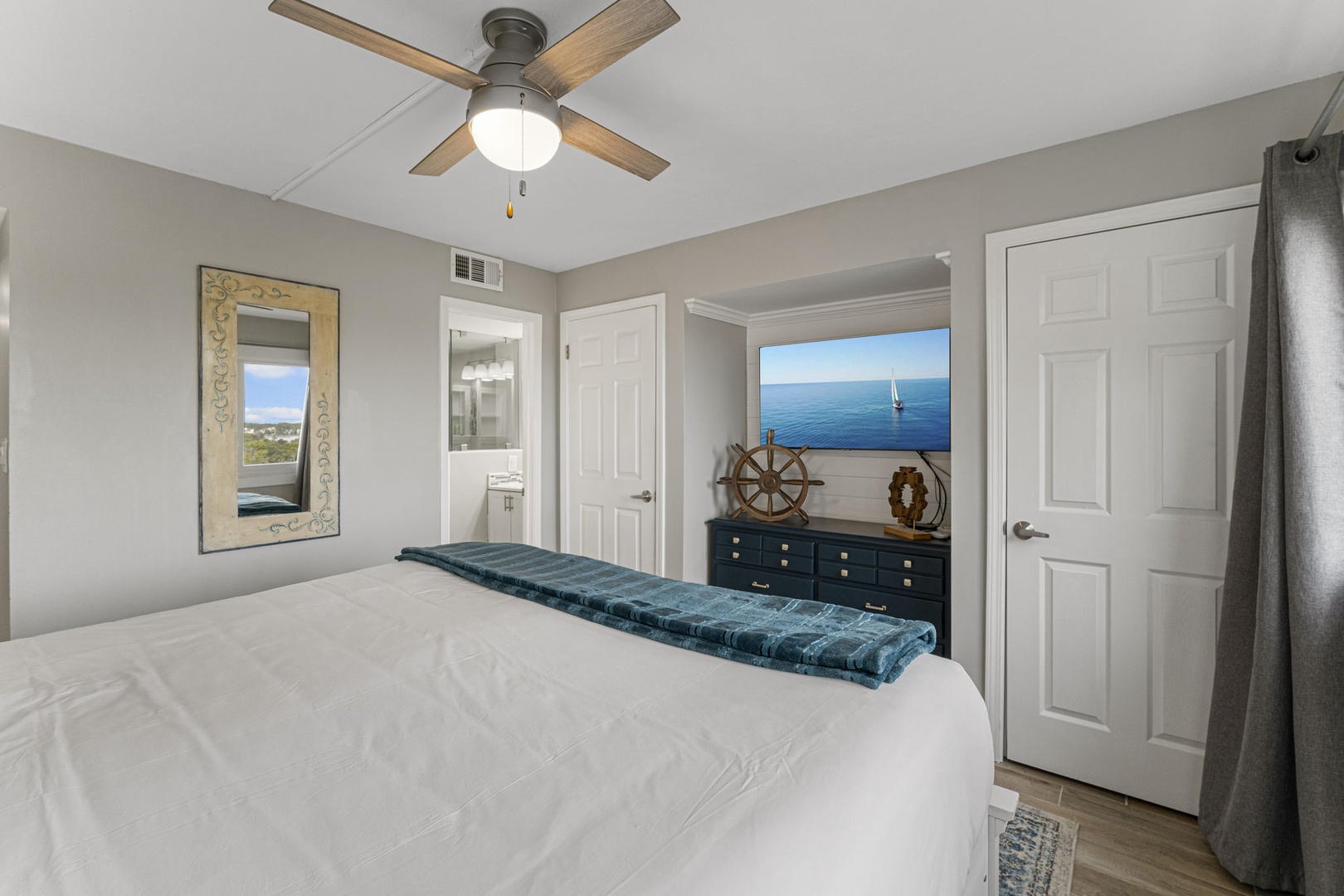 Master with king-sized bed & 2 closets