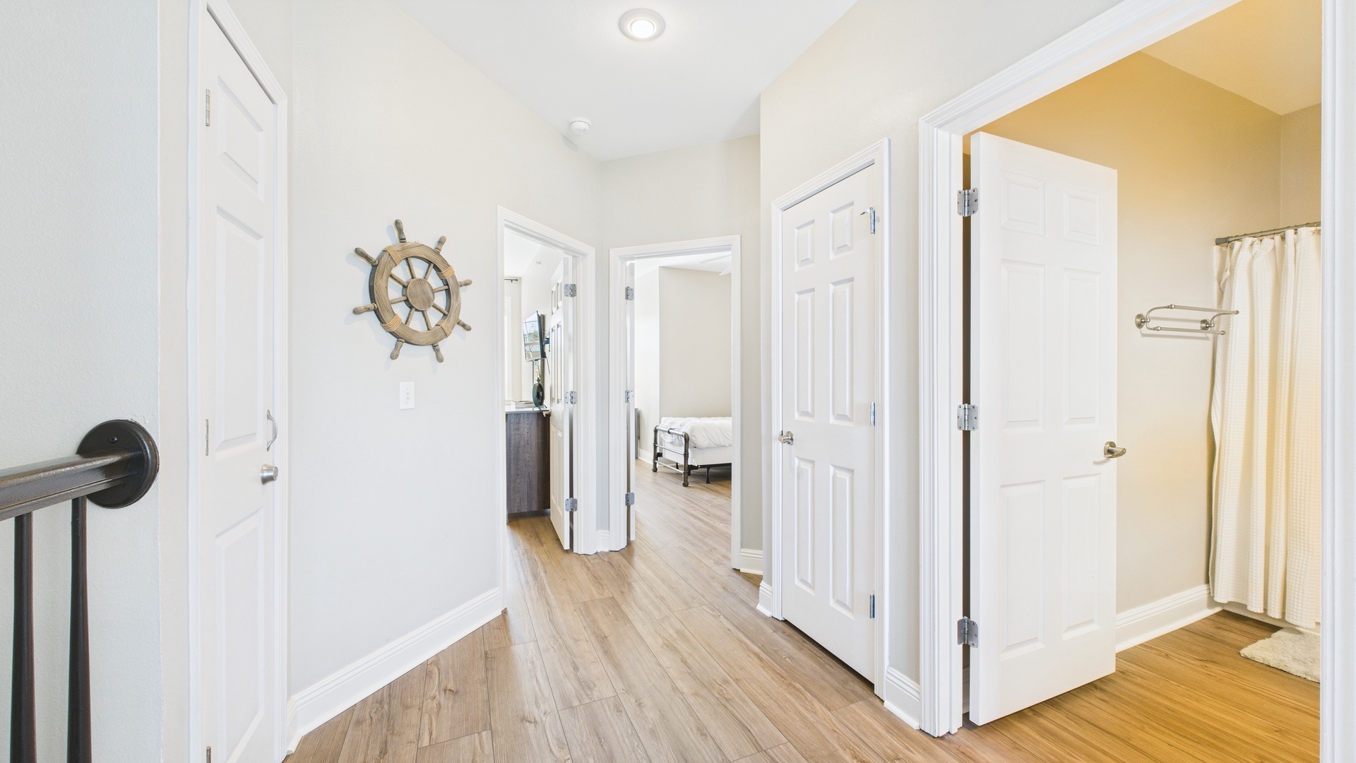 Hallway to bedrooms