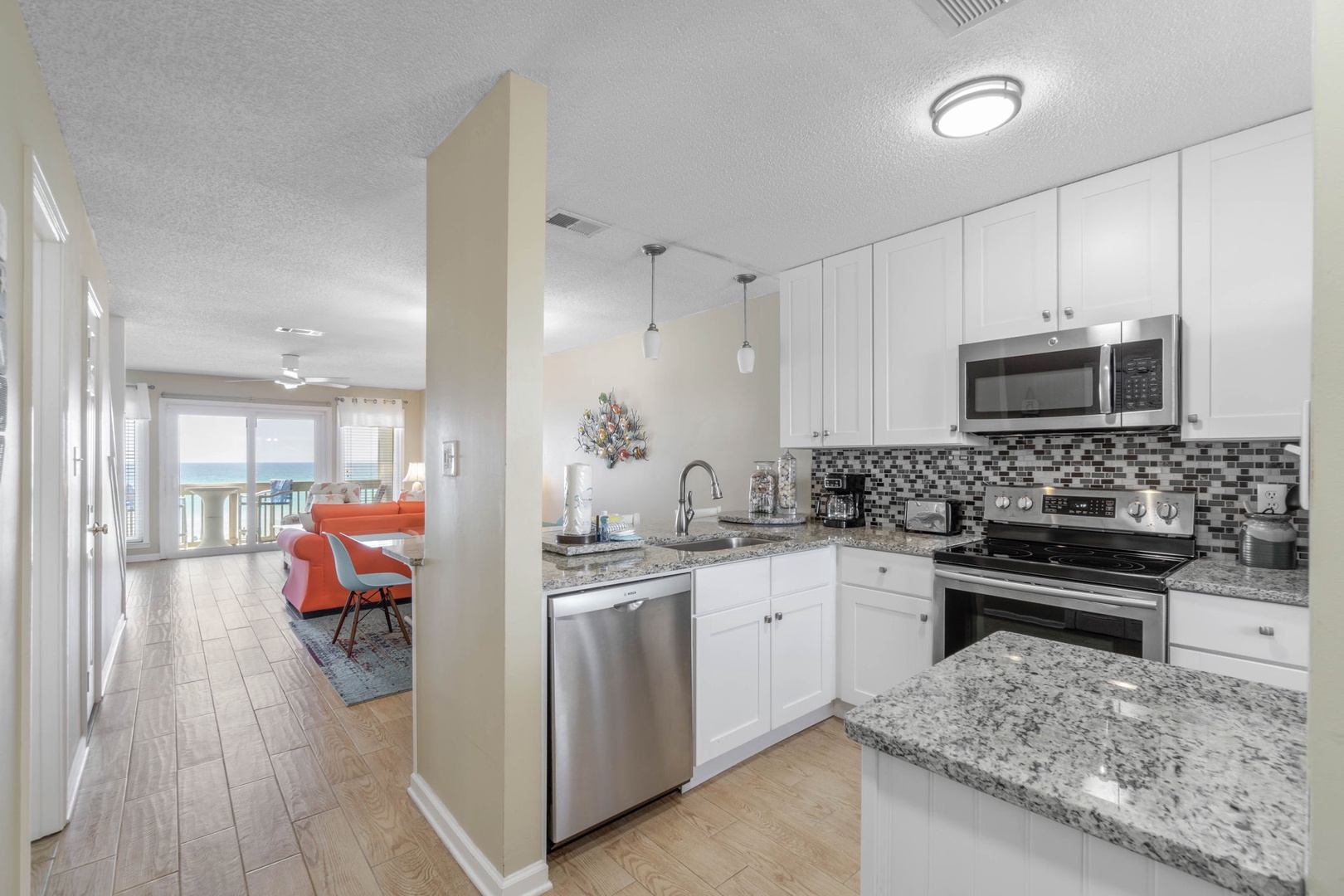 Fully applianced kitchen