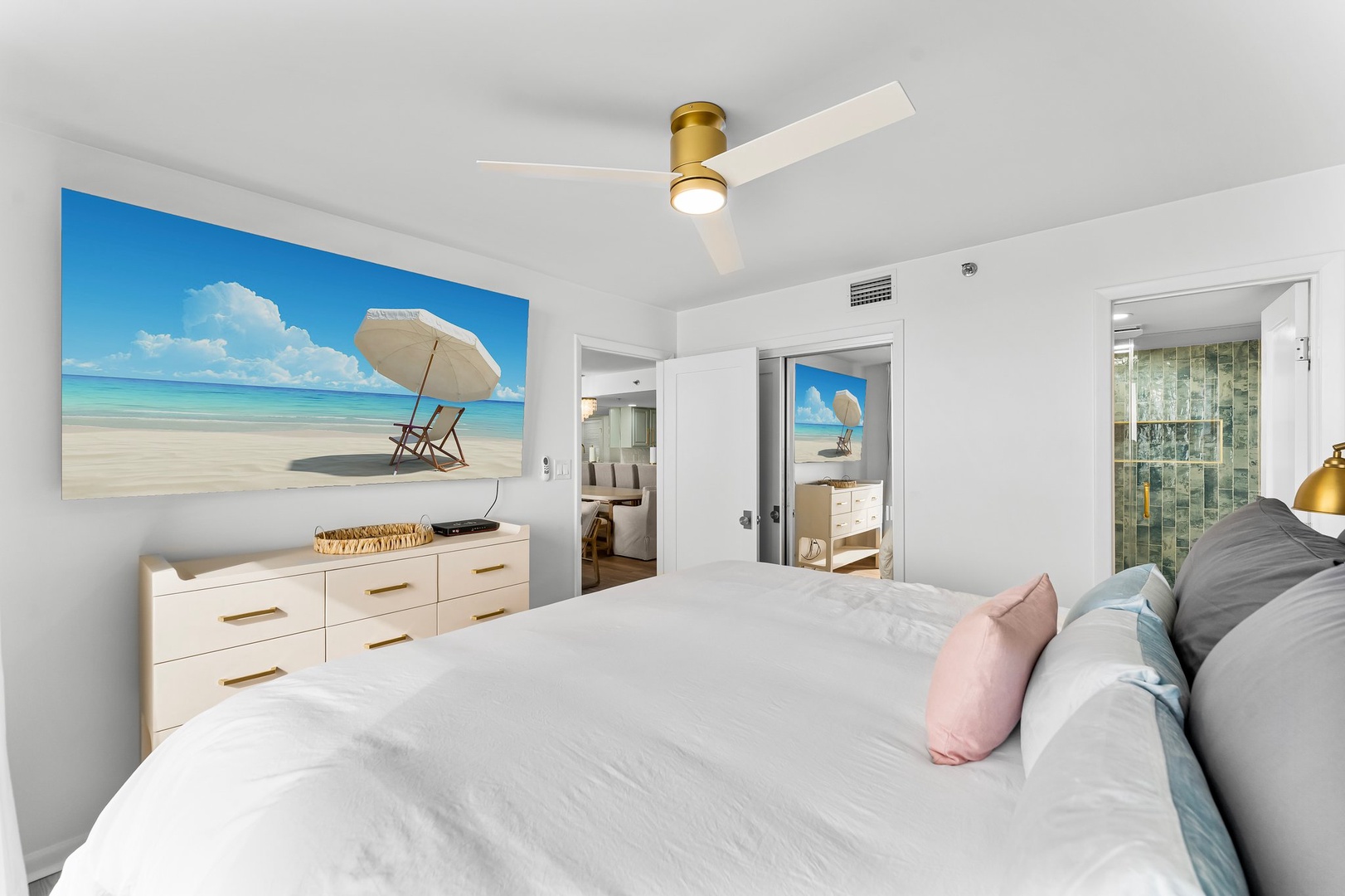 Queen bedroom