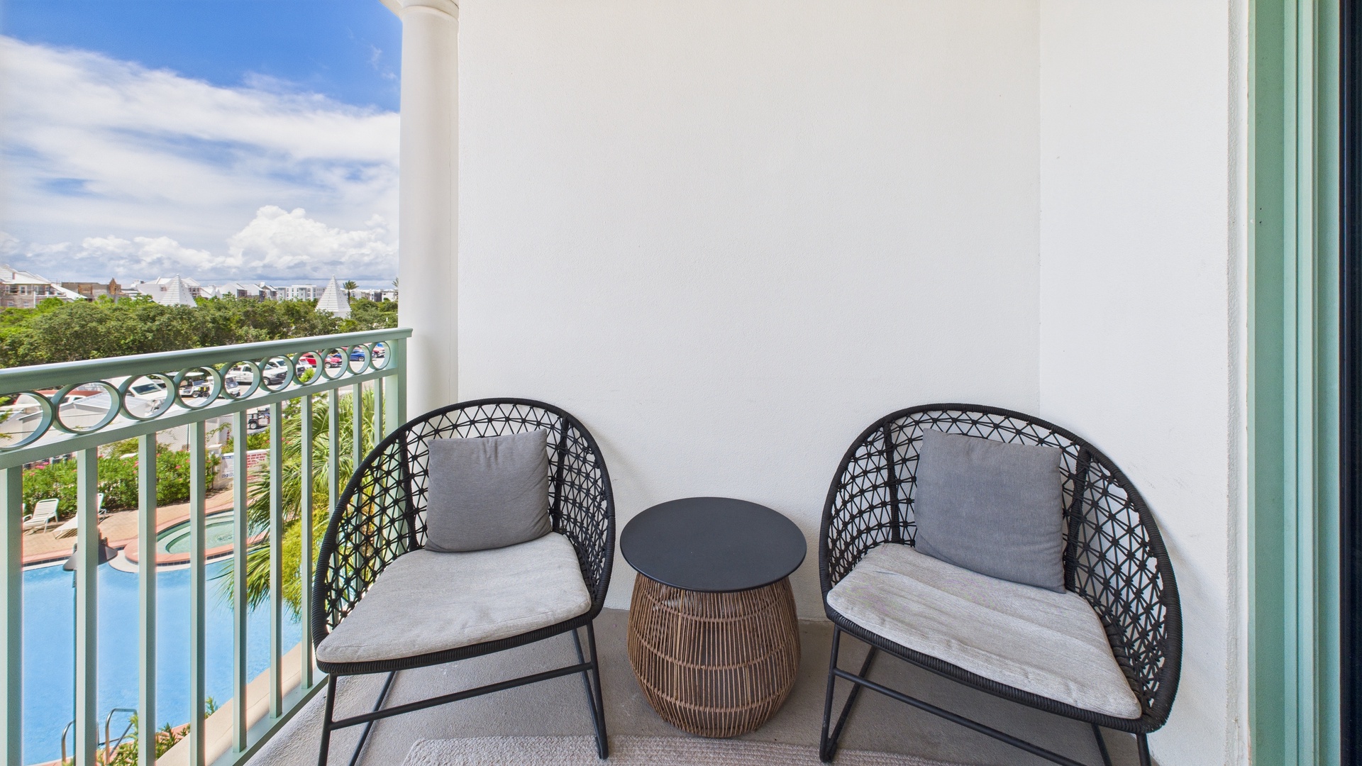 Ample seating on balcony