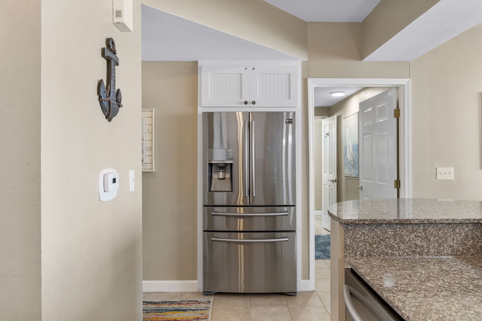 Fully applianced kitchen