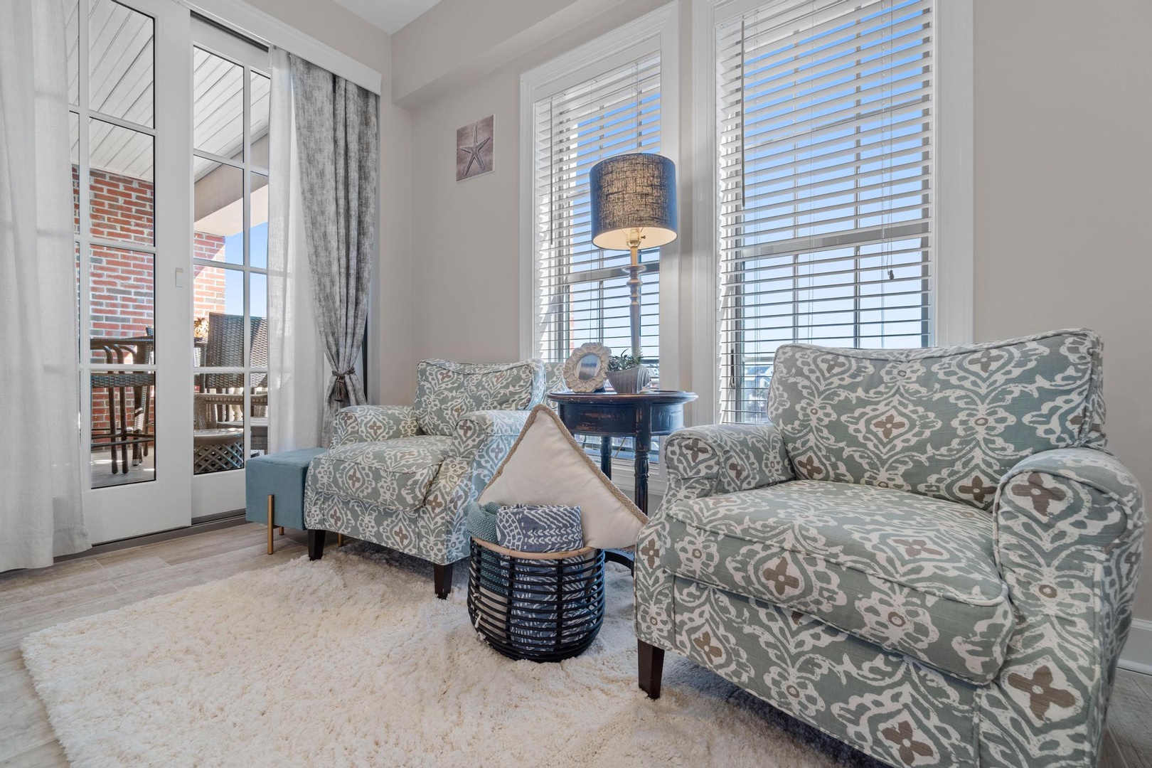 Living room with queen sleeper sofa