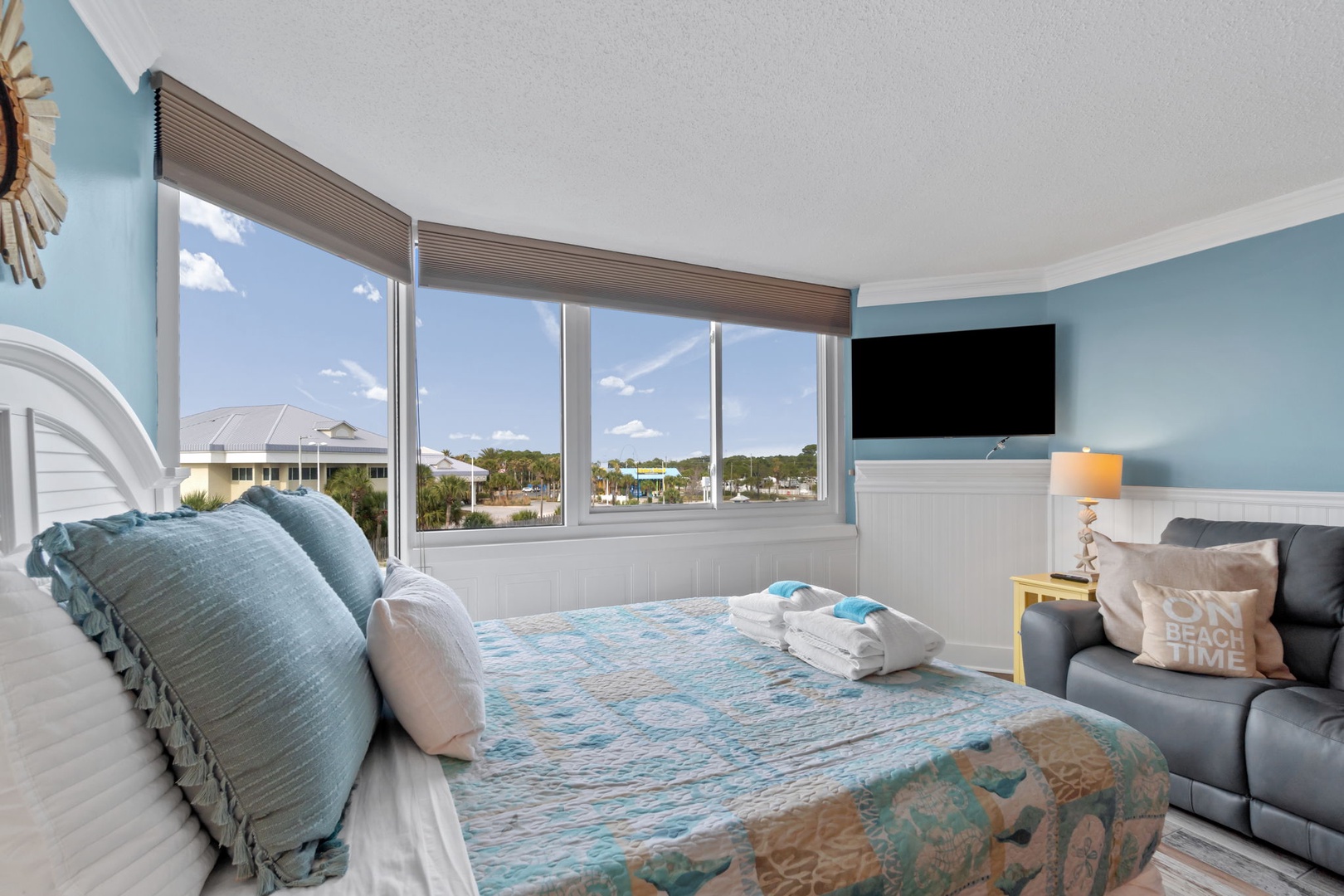 Unit comes fully furnished