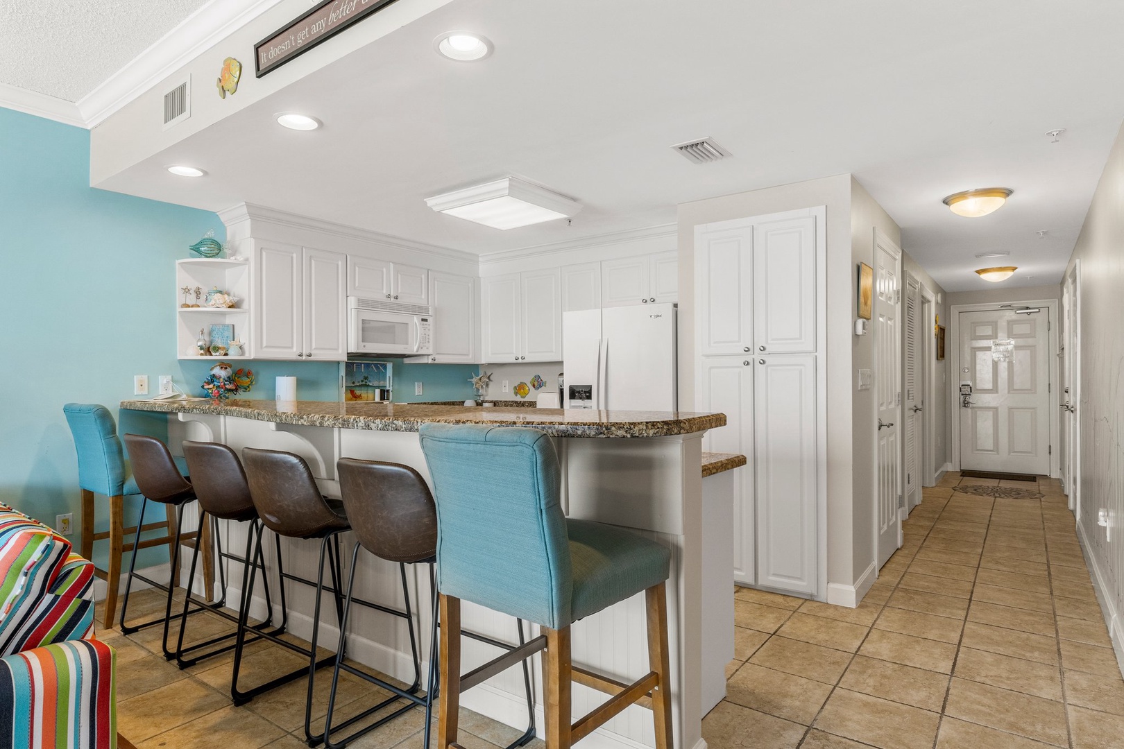 Kitchen Area with breakfast bar