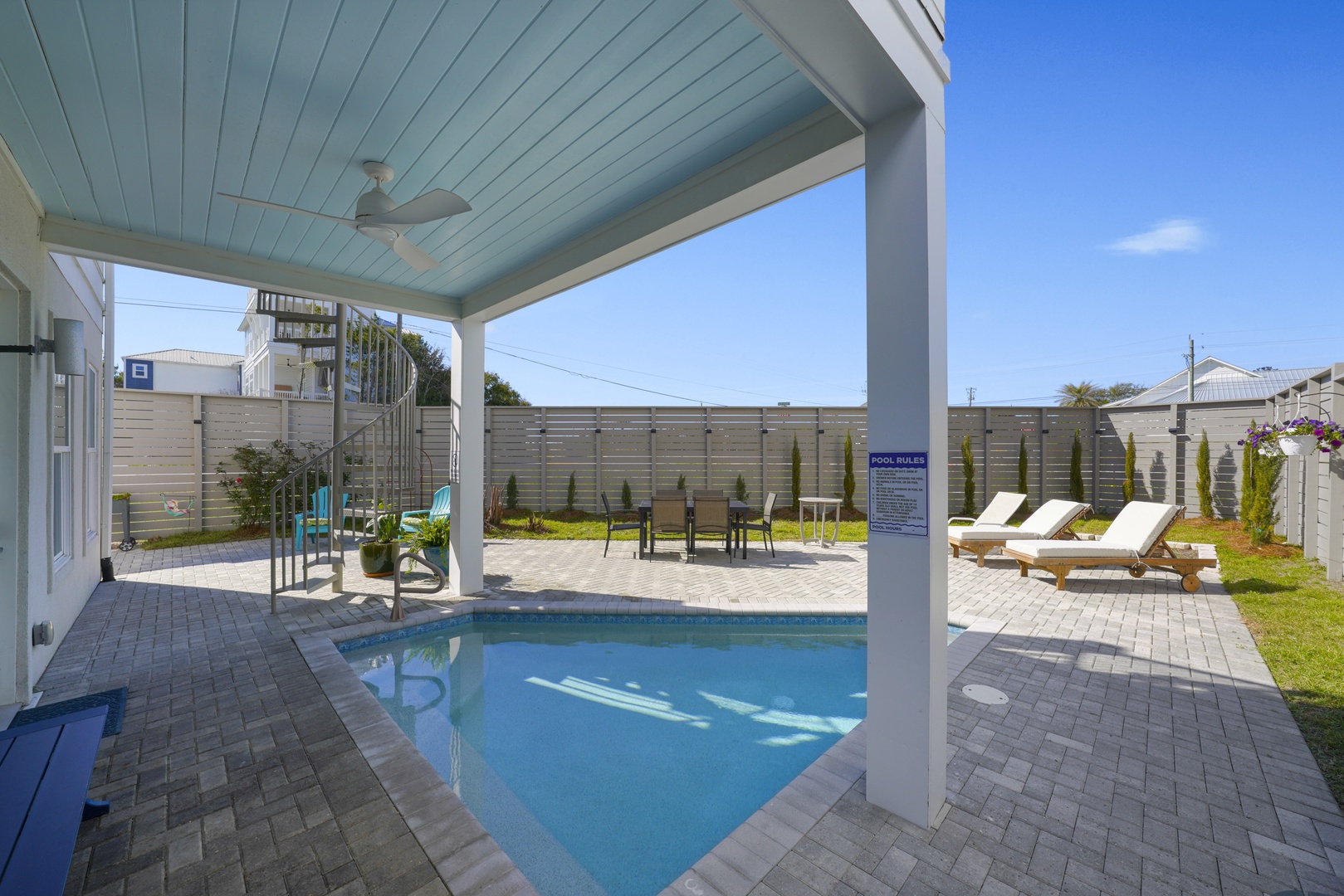 Private pool and fenced back yard