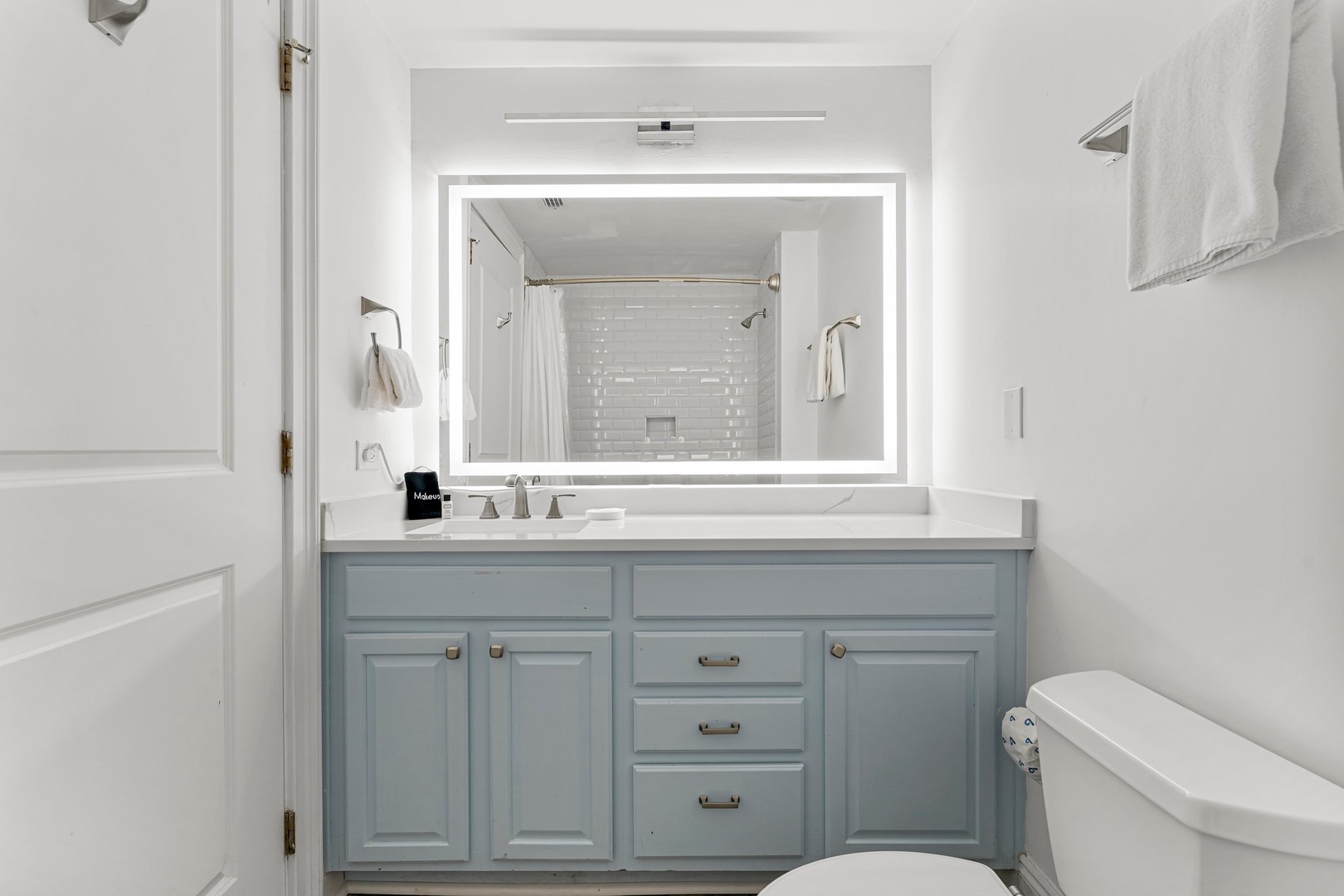 Full bathroom