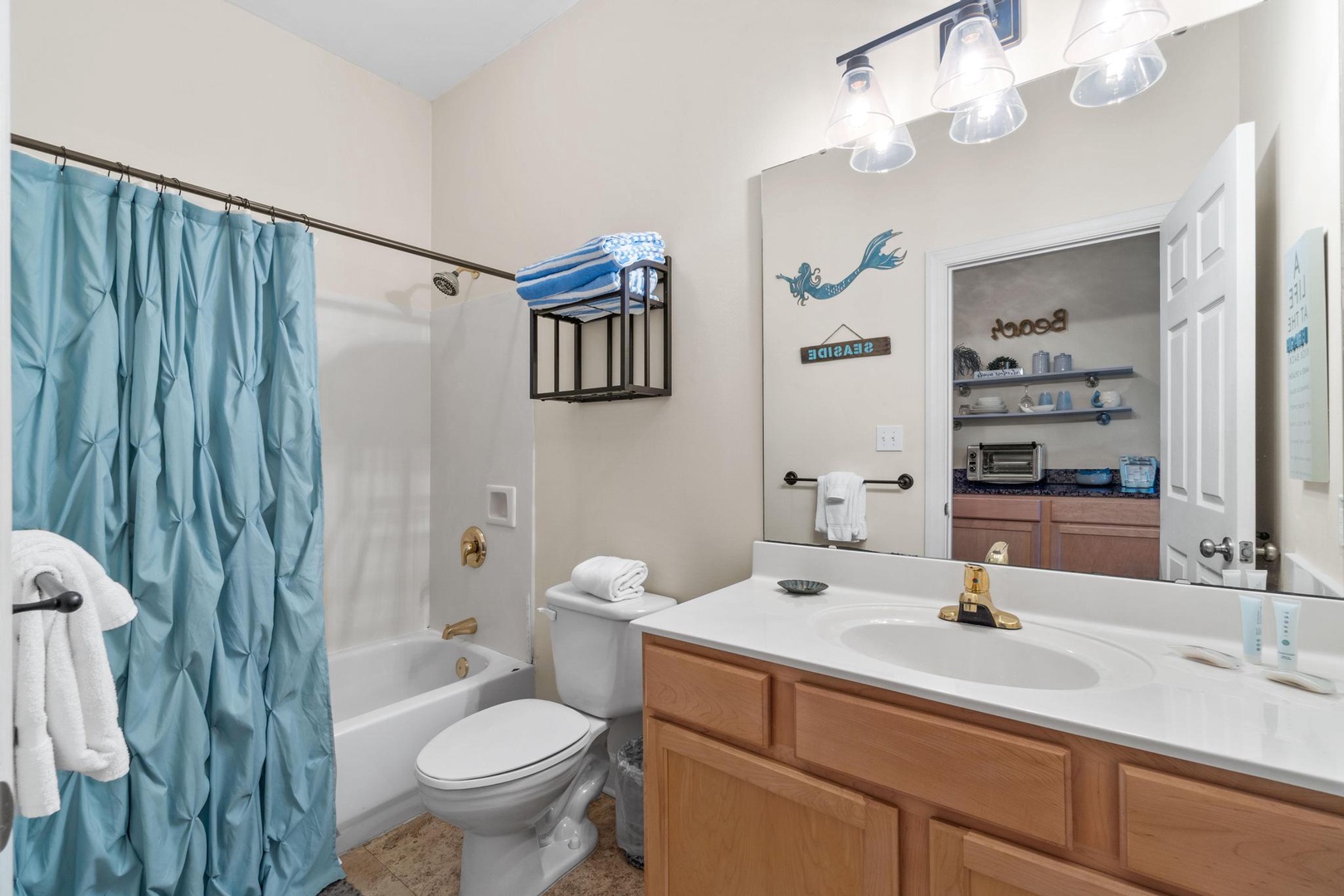 Full bathroom