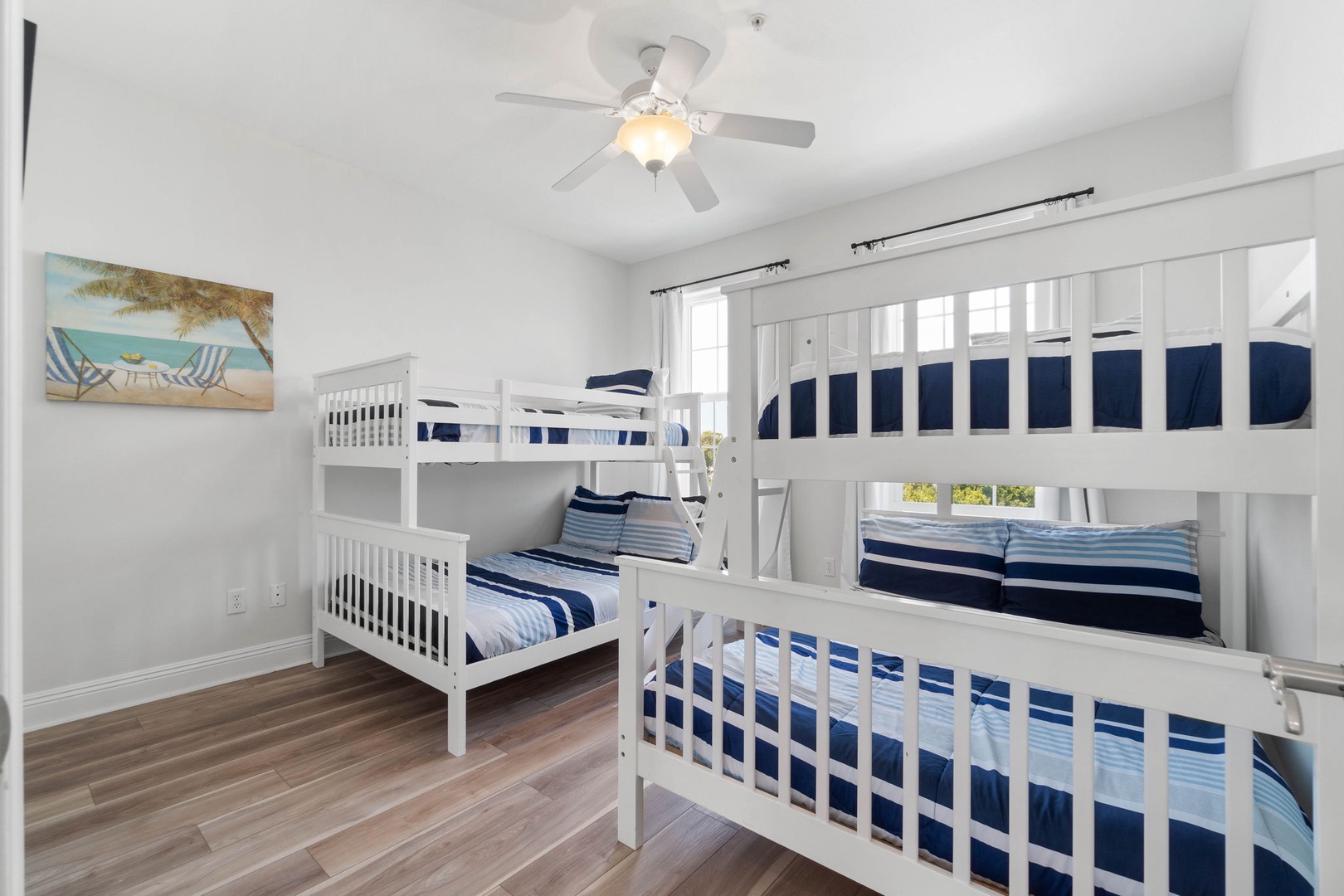Bunk bedroom