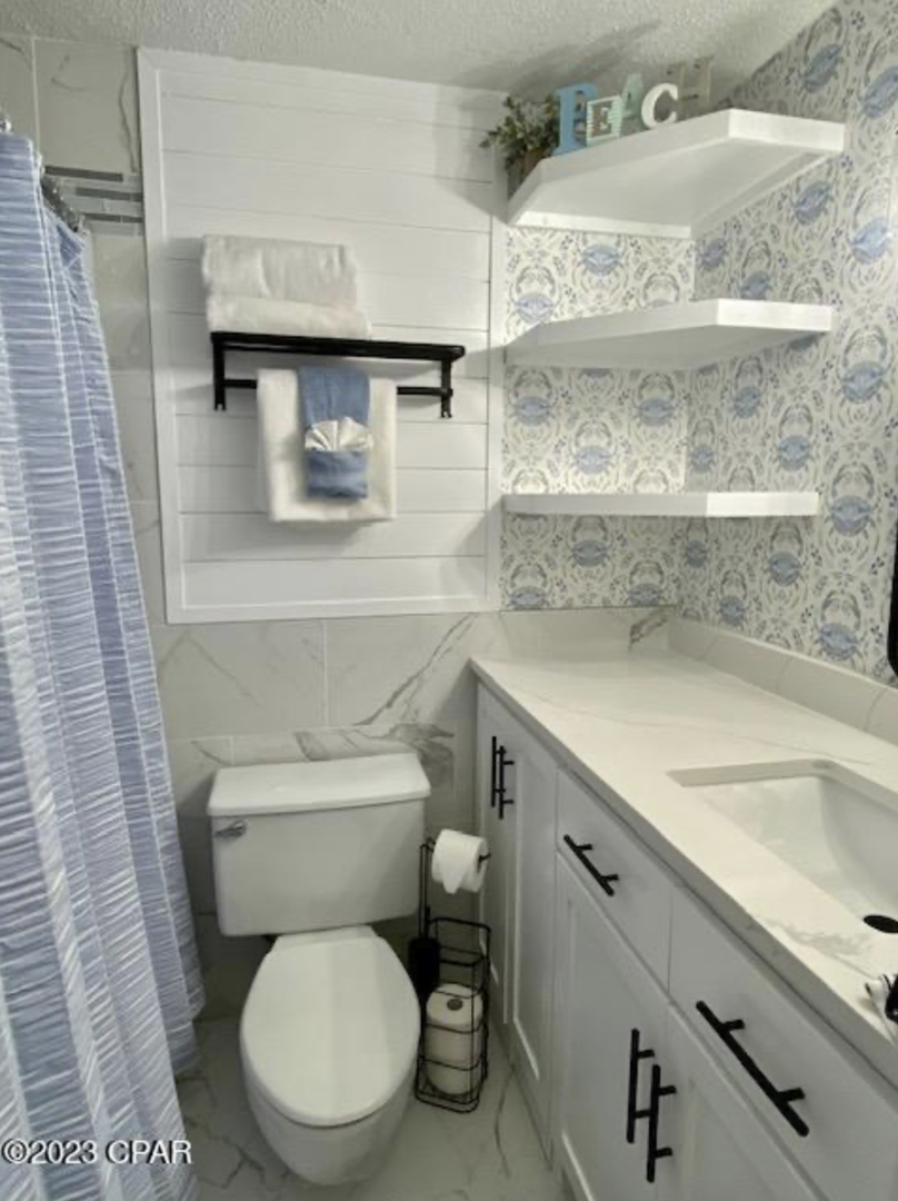 Full bathroom