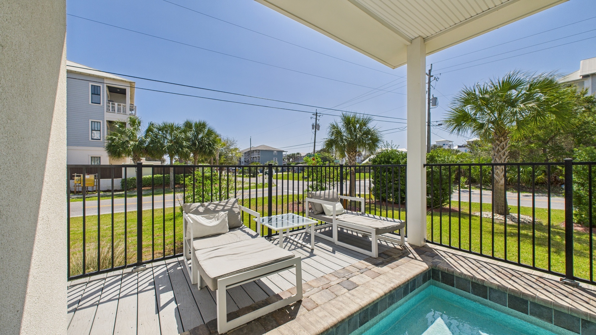 10 Tidewater Court