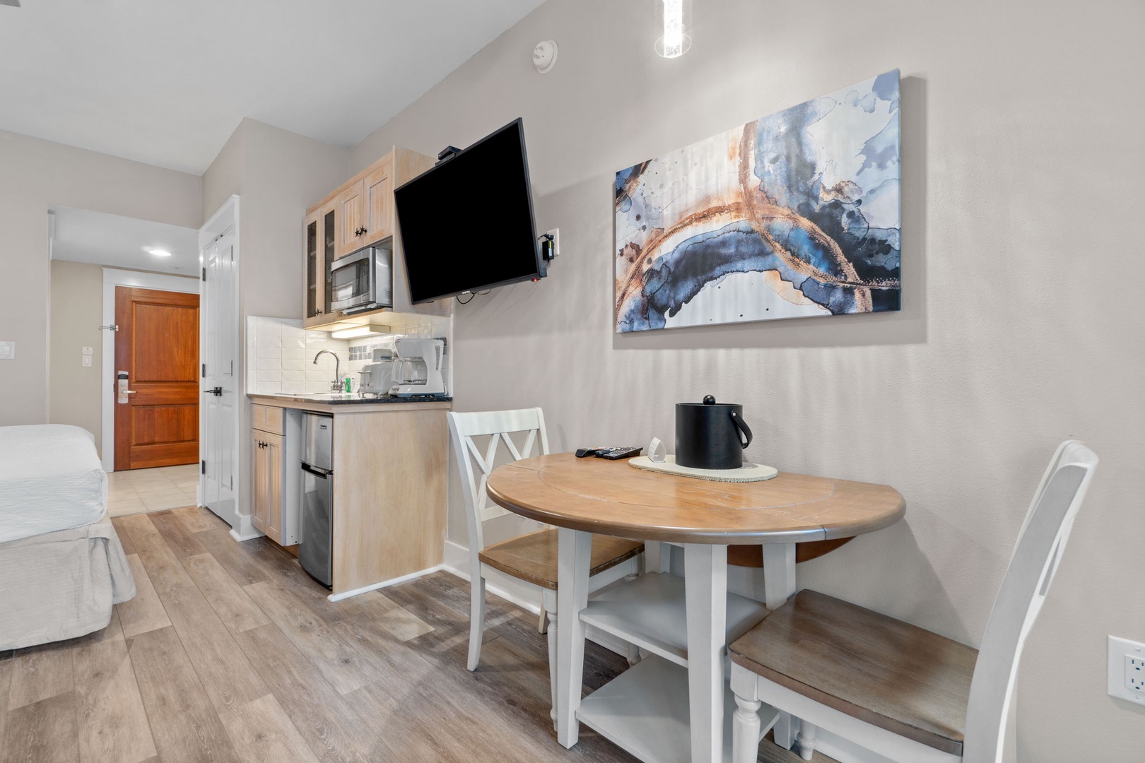 Dinette for two