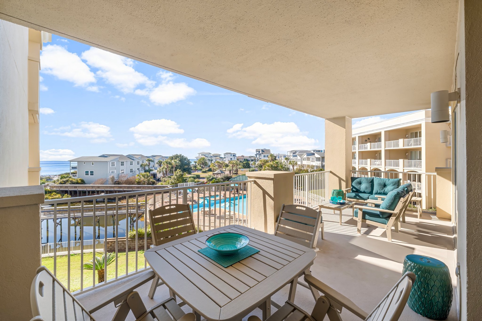 Balcony with scenic views