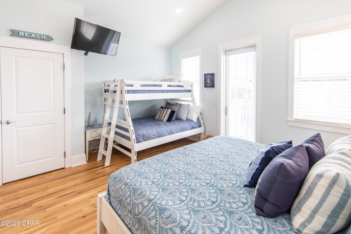 Bedroom with Balcony