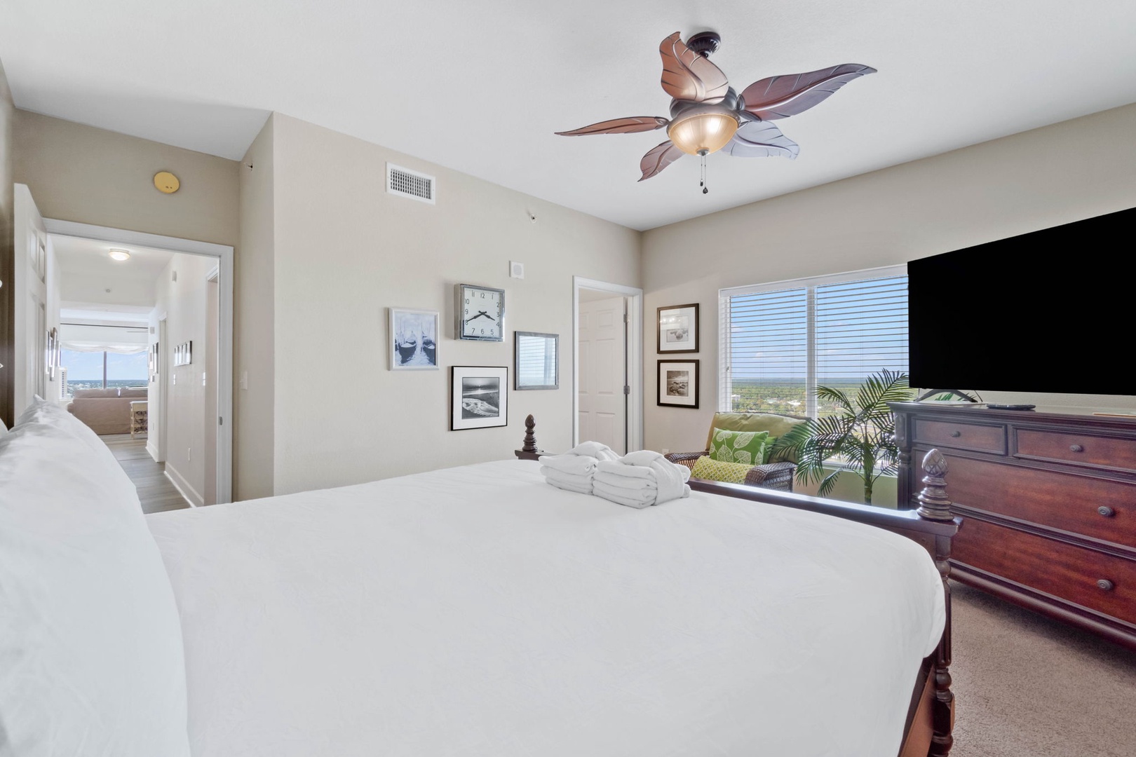 Ensuite King bedroom