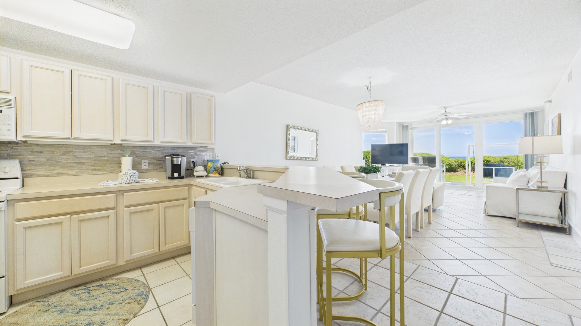 Breakfast bar on kitchen counter