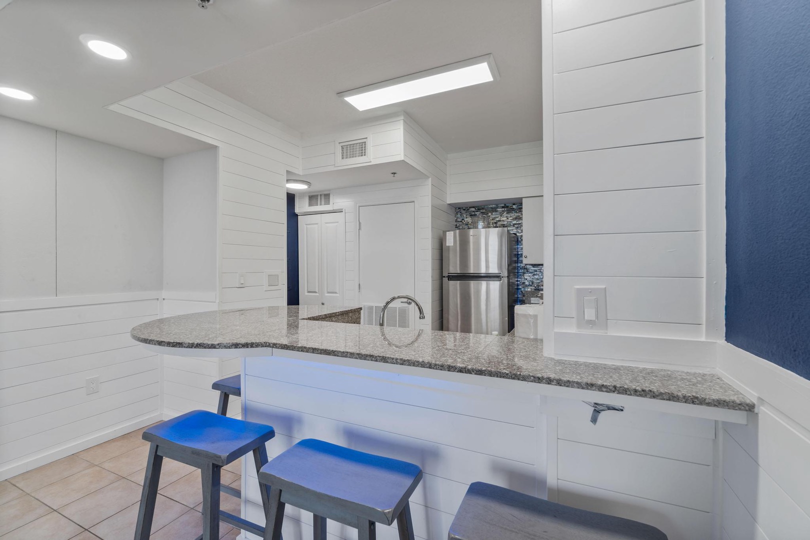 Kitchen with bar seating