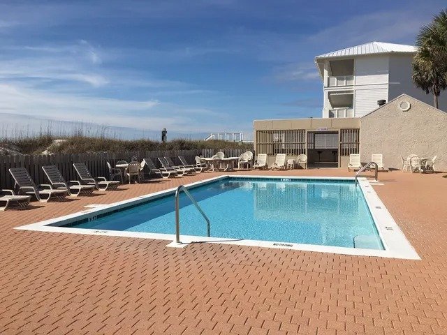 Pool area