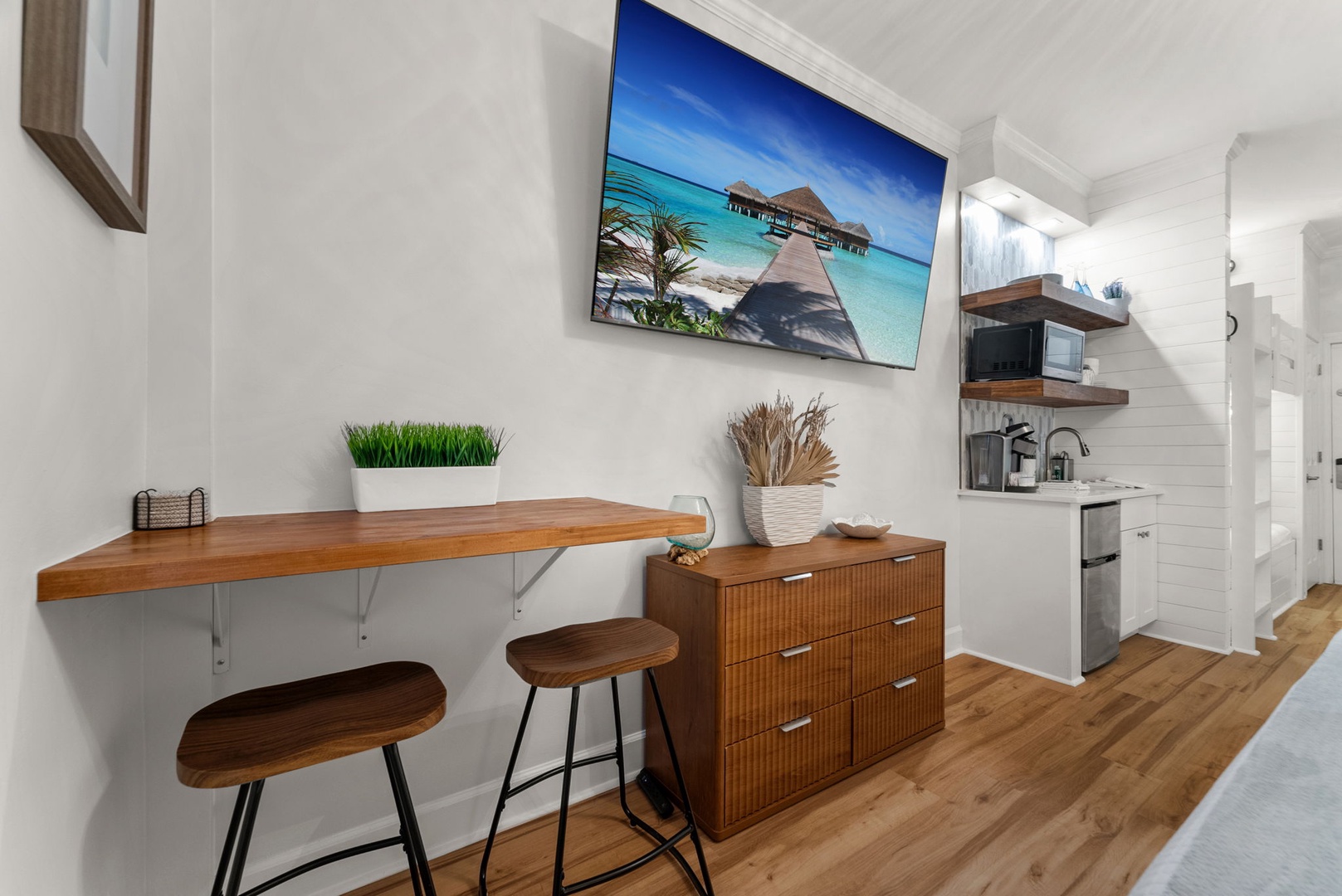 Bar sitting area under TV