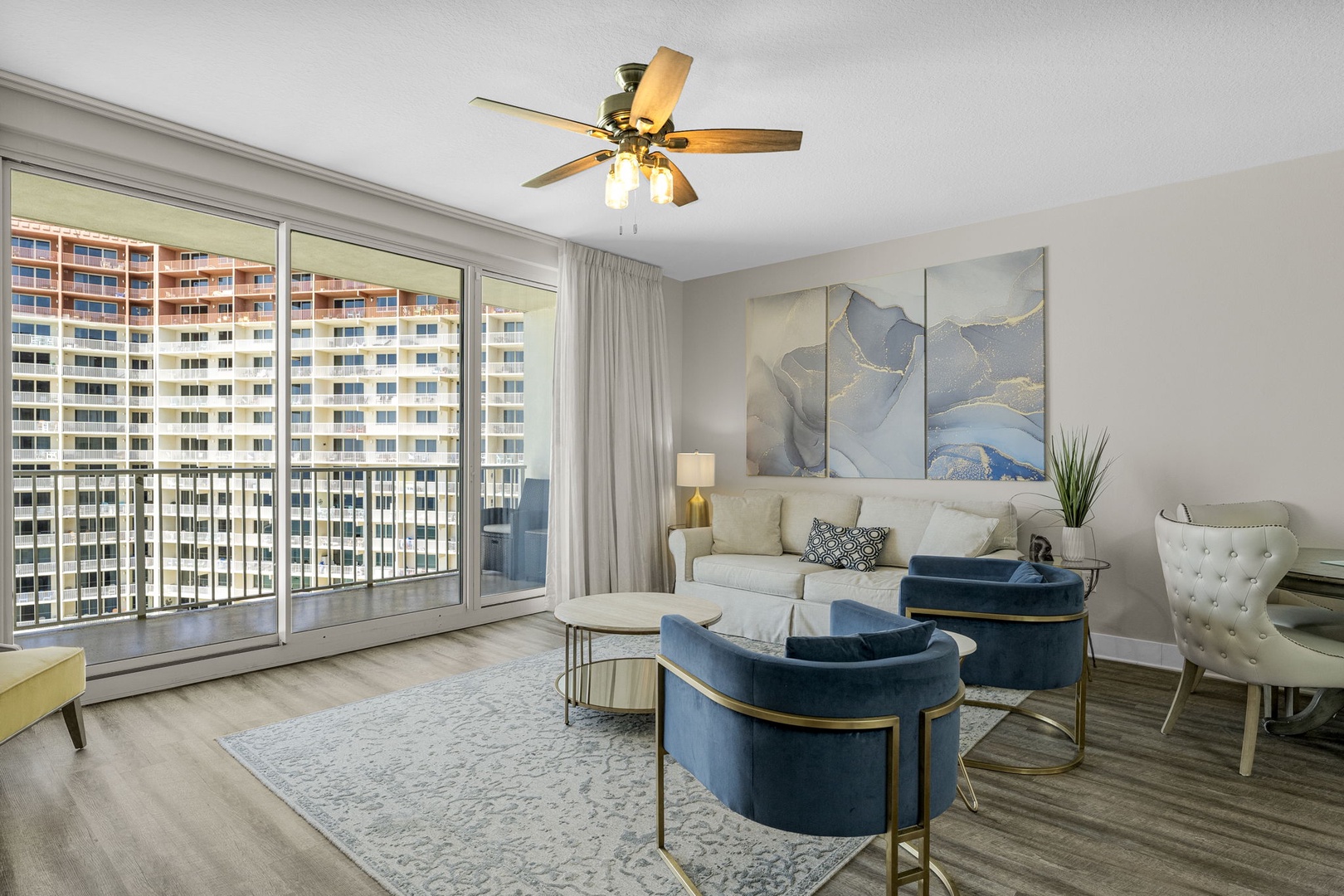 Living room with Ocean view by the balcony