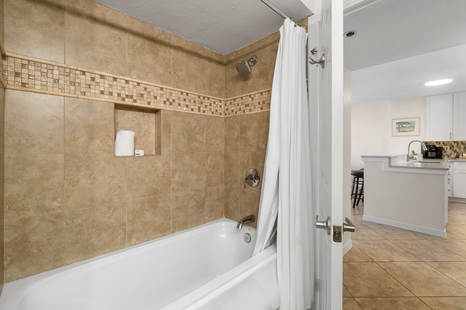 Full bathroom
