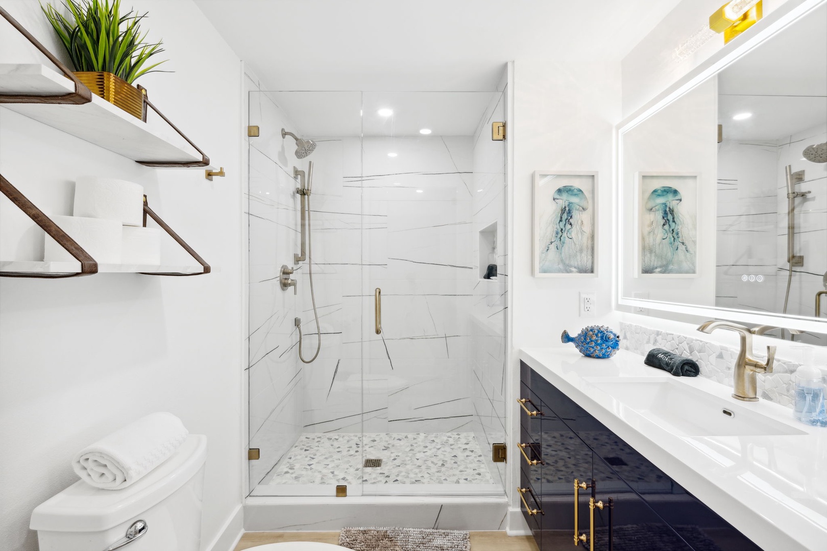Full bathroom